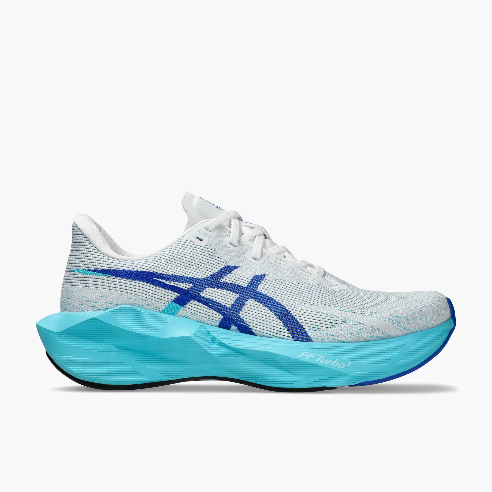 Lateral angle shot of Men's Novablast 6 in White / Energy Aqua
