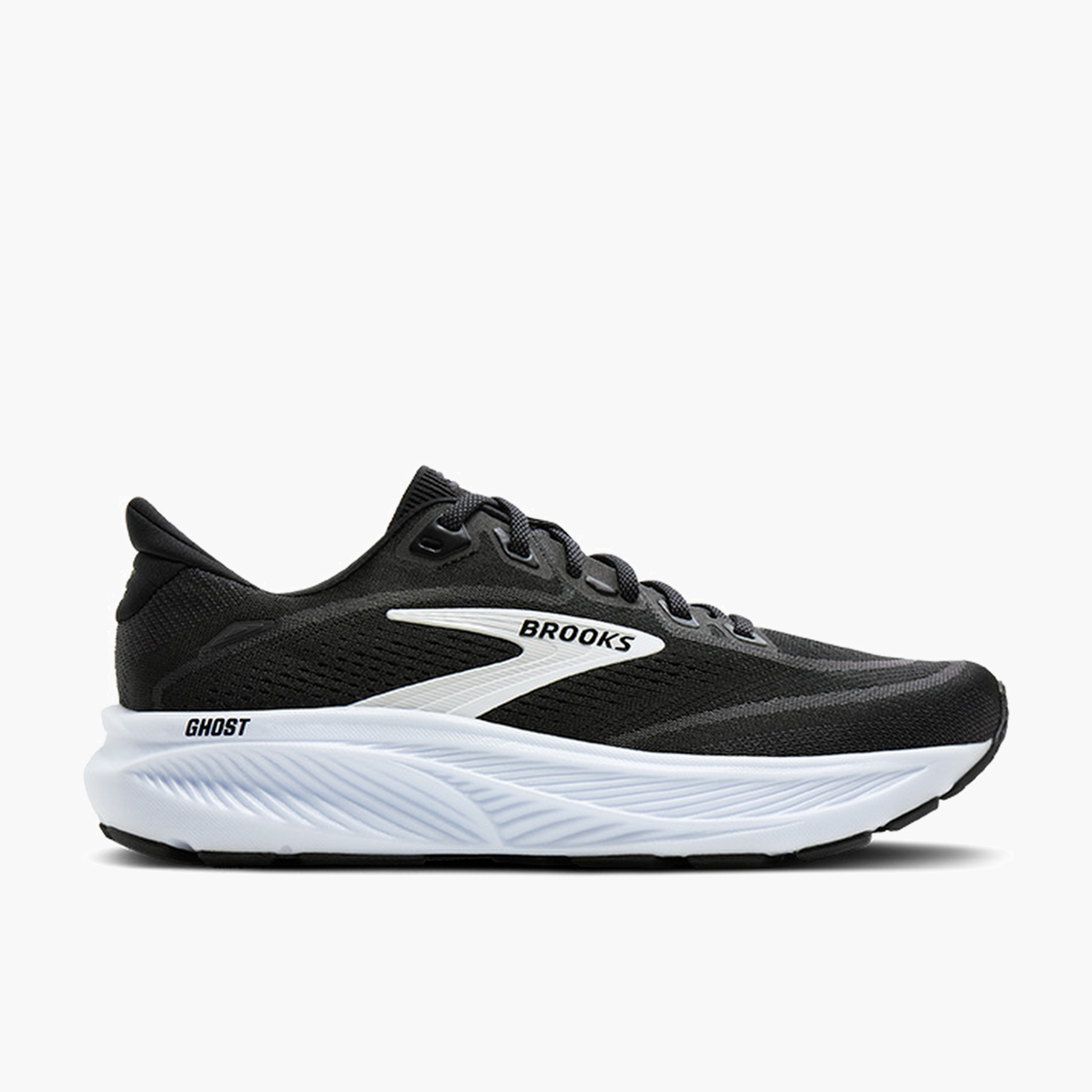 Lateral angle shot of Men's Ghost 18 in Black / Grey / White
