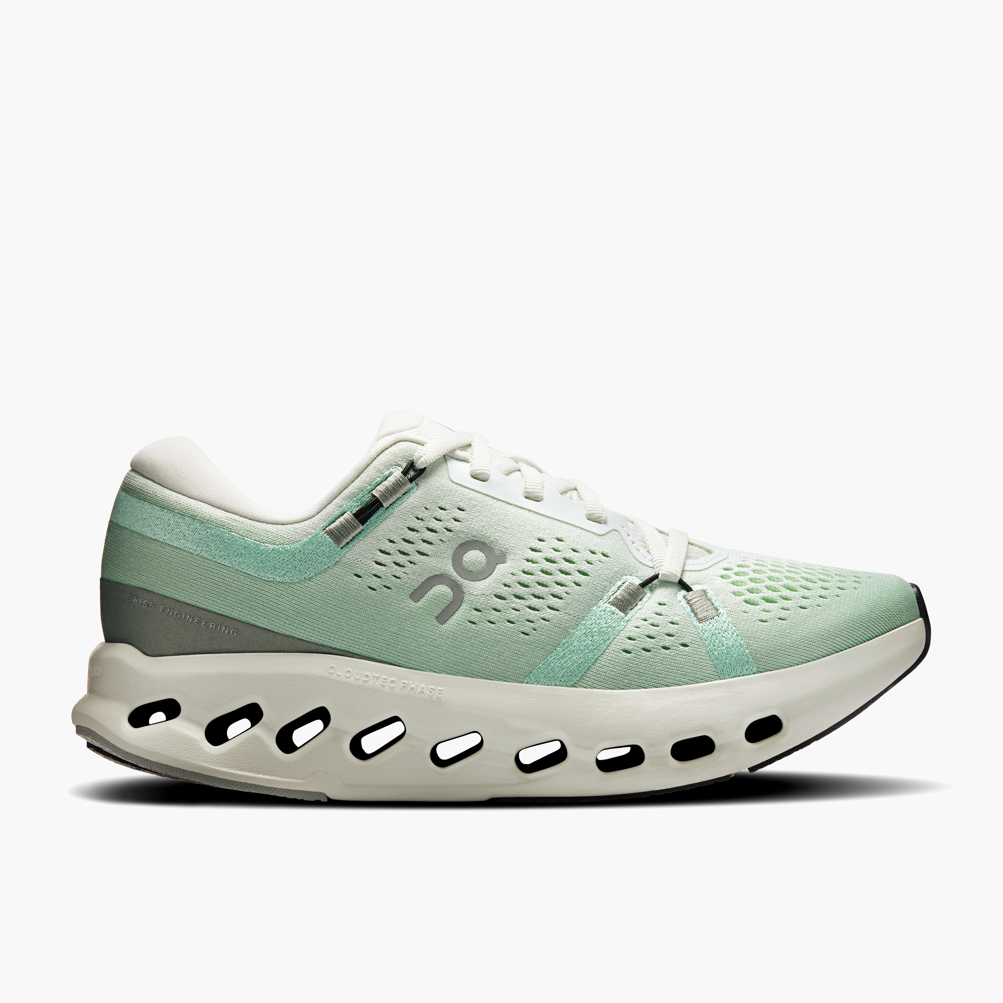 Lateral angle shot of Women's Cloudsurfer 2 in Ivory | Creek
