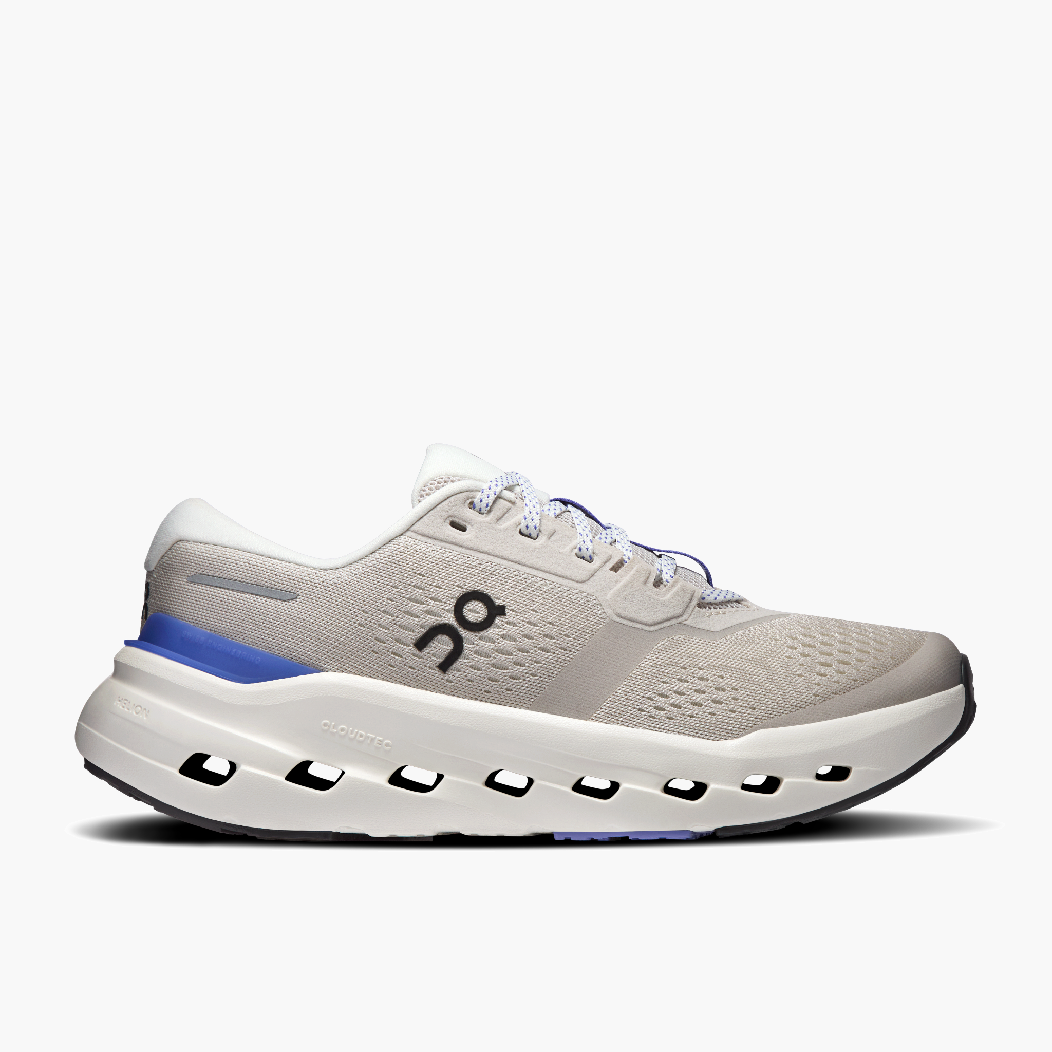 Lateral angle shot of Women's Cloudrunner 3 in Pearl | Sailor