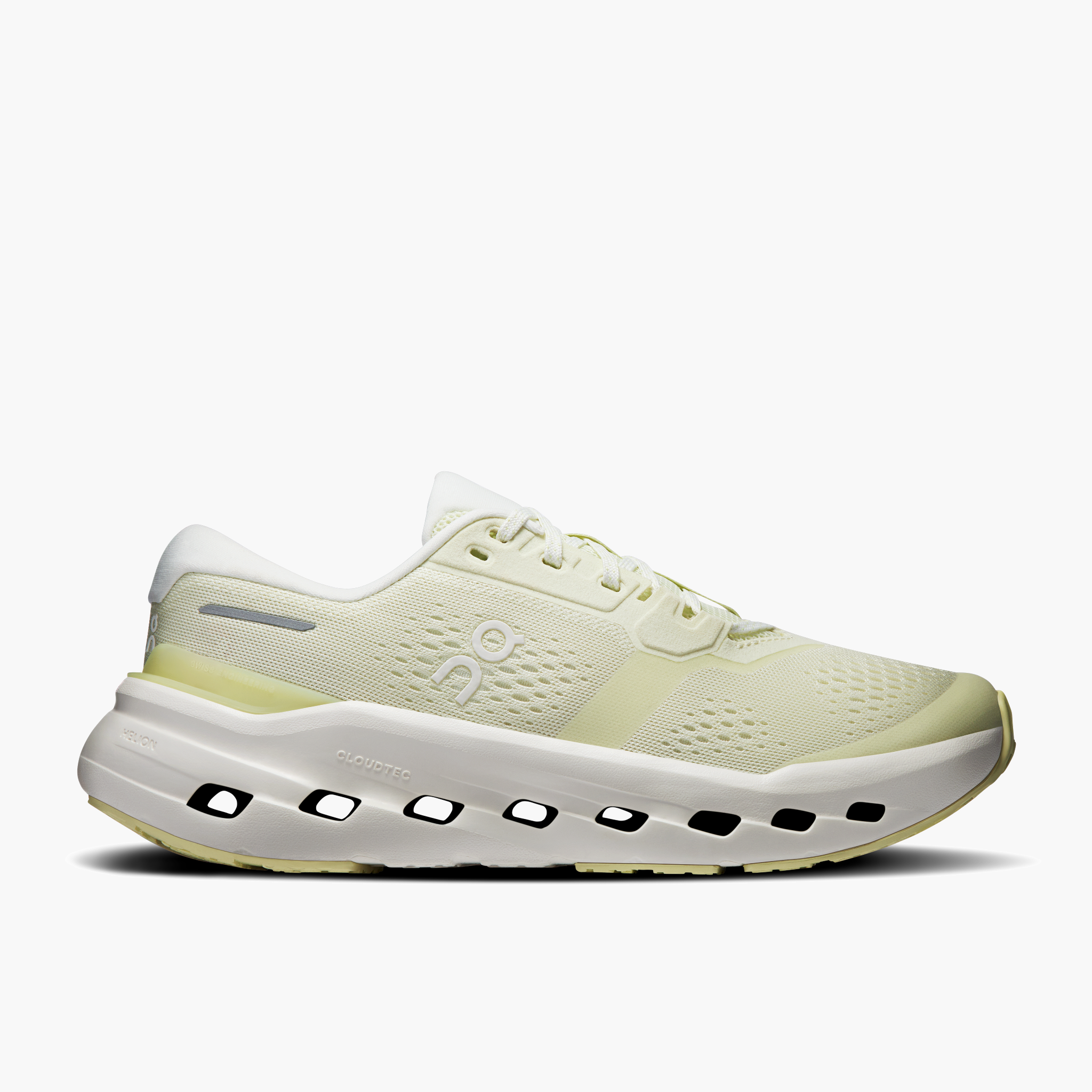 Lateral angle shot of Women's Cloudrunner 3 in Seedling | Ivory