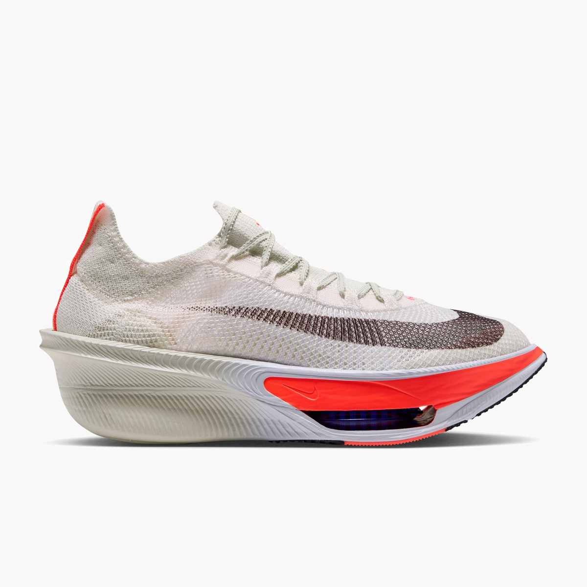 Lateral angle shot of Men's Alphafly 4 in Sea Glass / Burgundy Ash-Laser Crimson