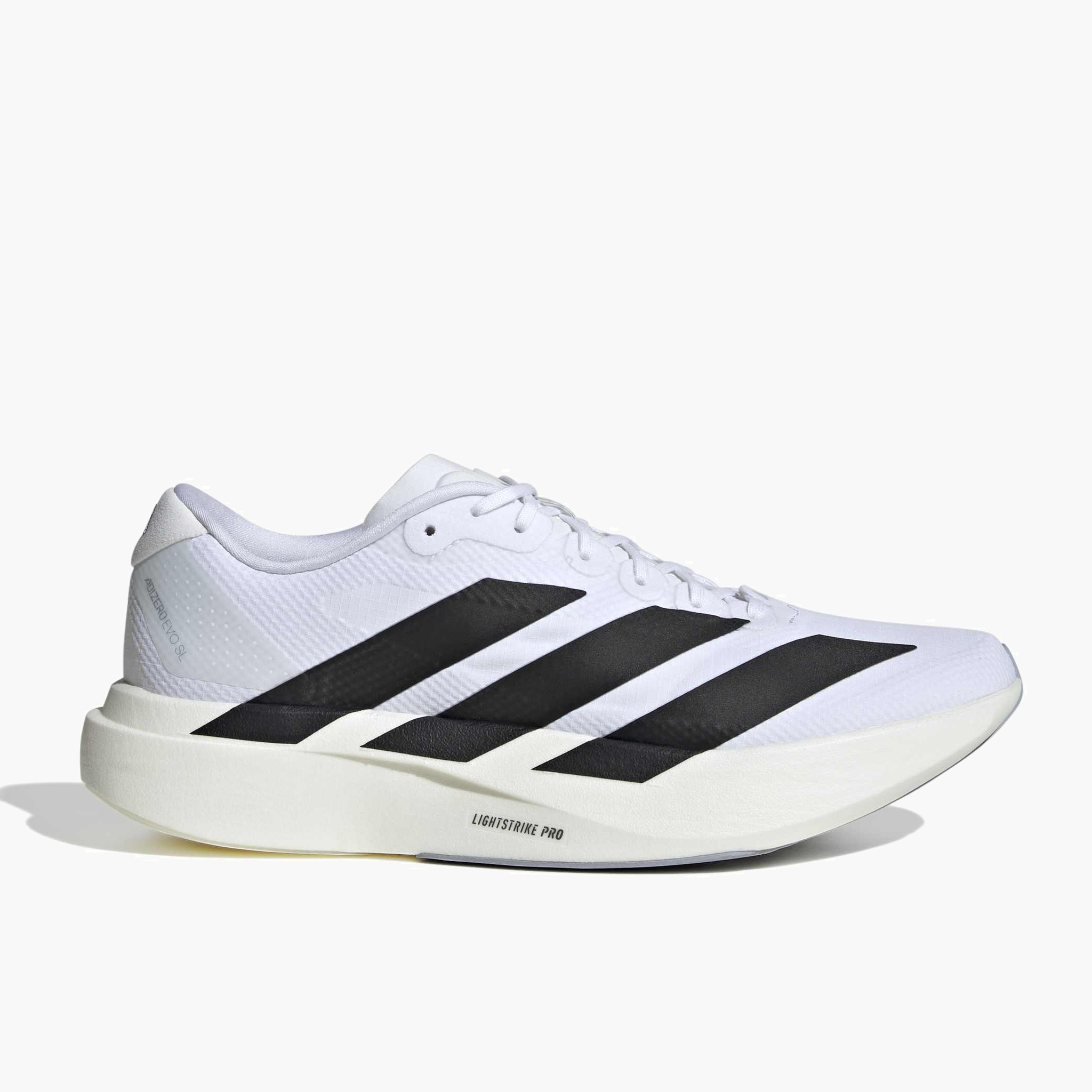 Lateral angle shot of Men's Evo SL Woven in Ftwwht / Cblack / Dshgry