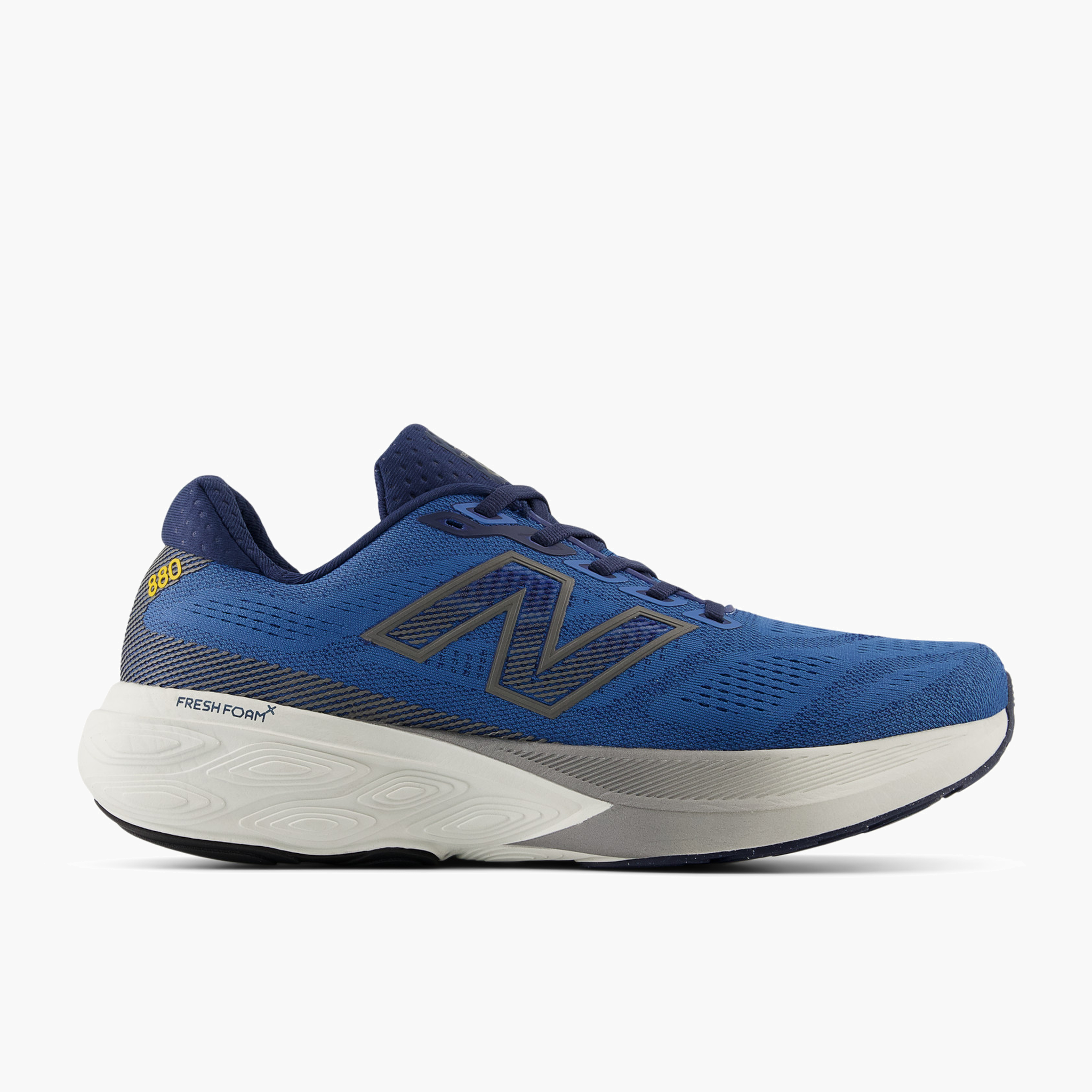 Lateral angle shot of Men's 880 v15 in Sea Stone
