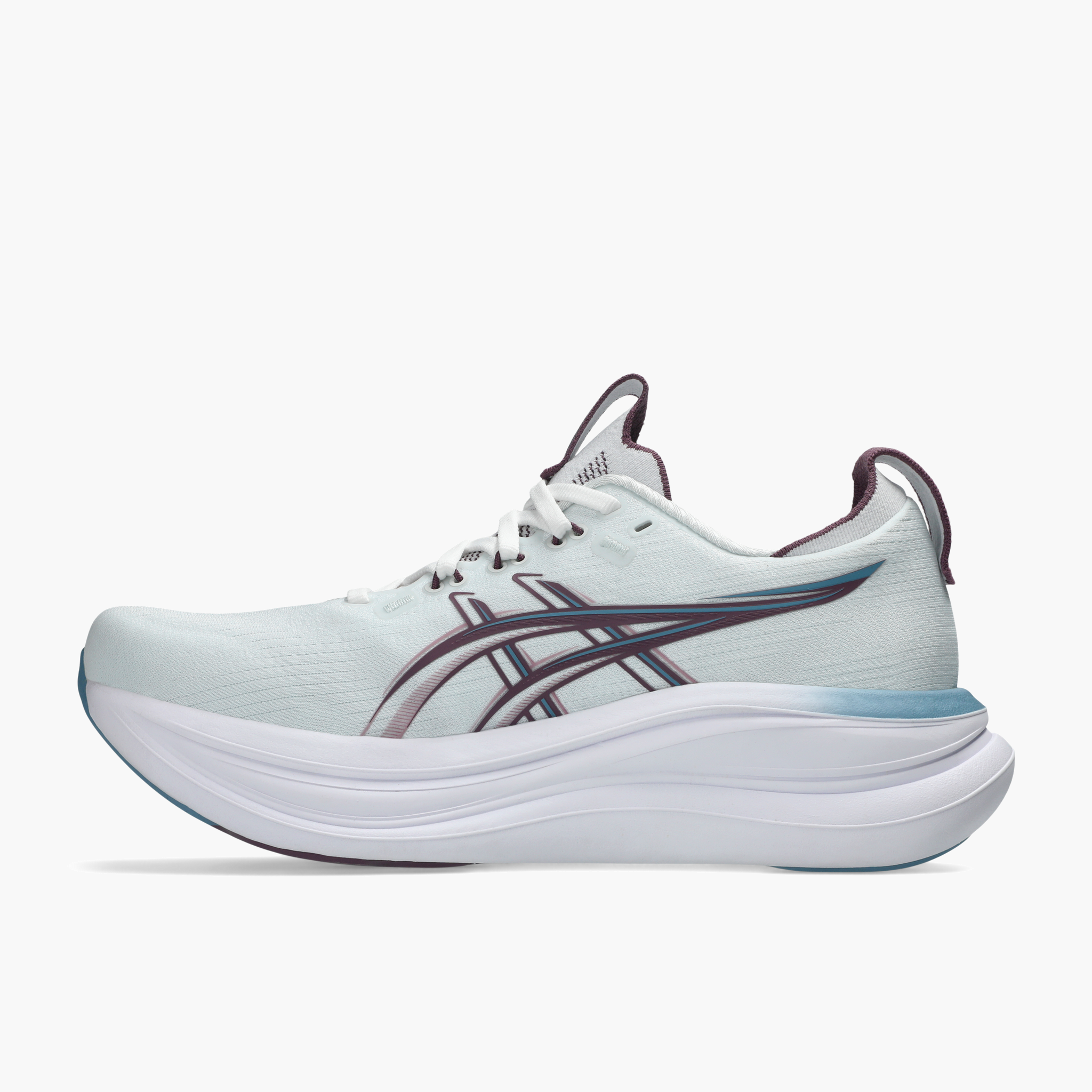Medial angle shot of Women's Gel-Nimbus 28 in Arctic Blue / Velvet Purple