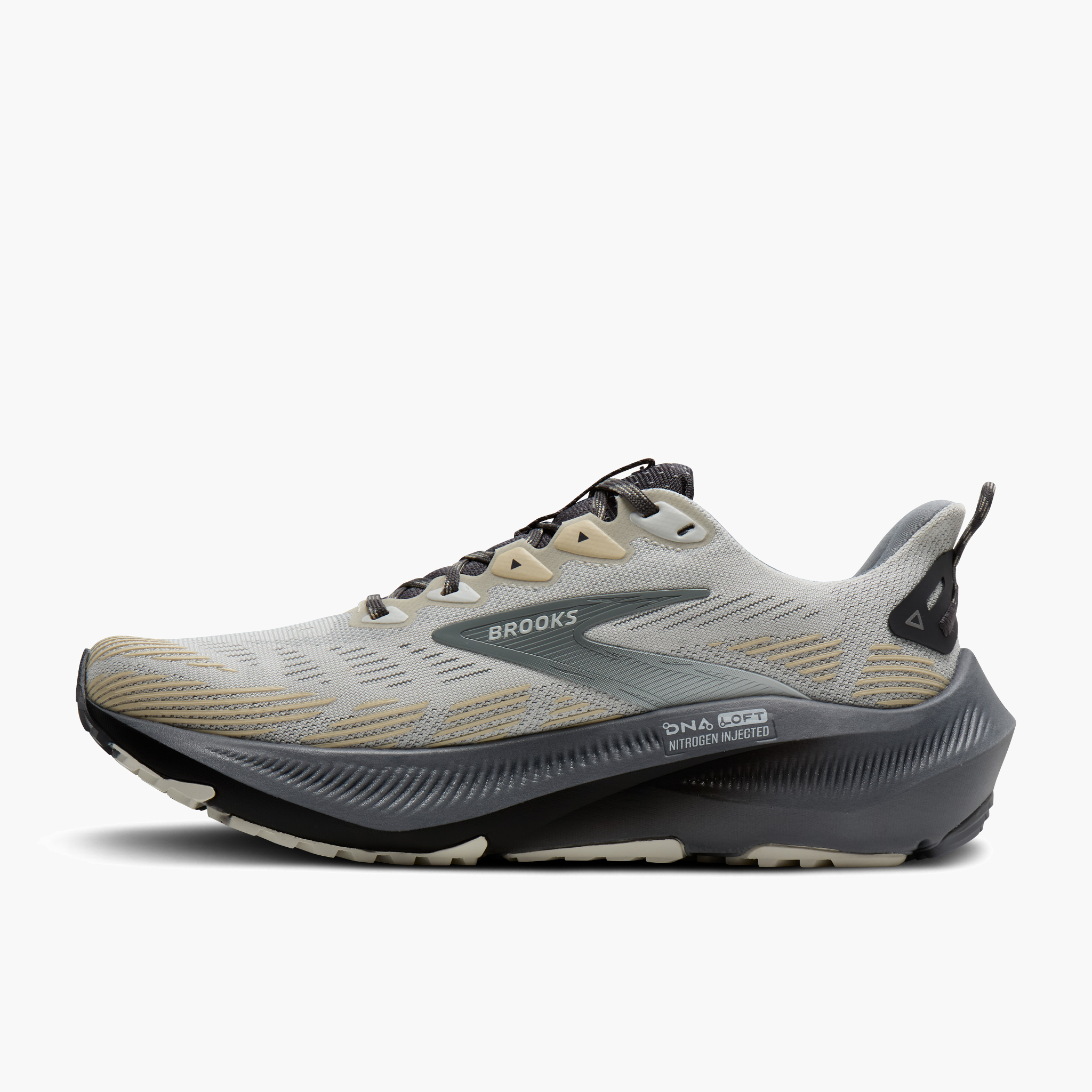 Medial angle shot of Men's Ghost Trail in Gray / Gray / Bleached Sand