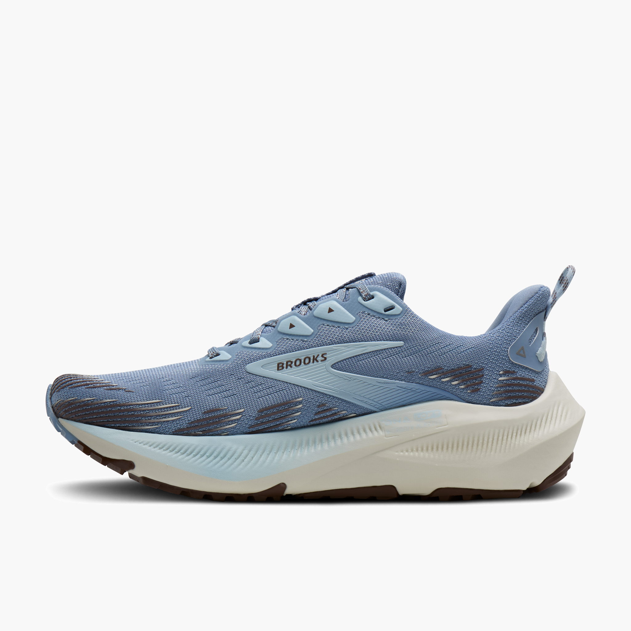 Medial angle shot of Women's Ghost Trail in Blue / Blue / Brown