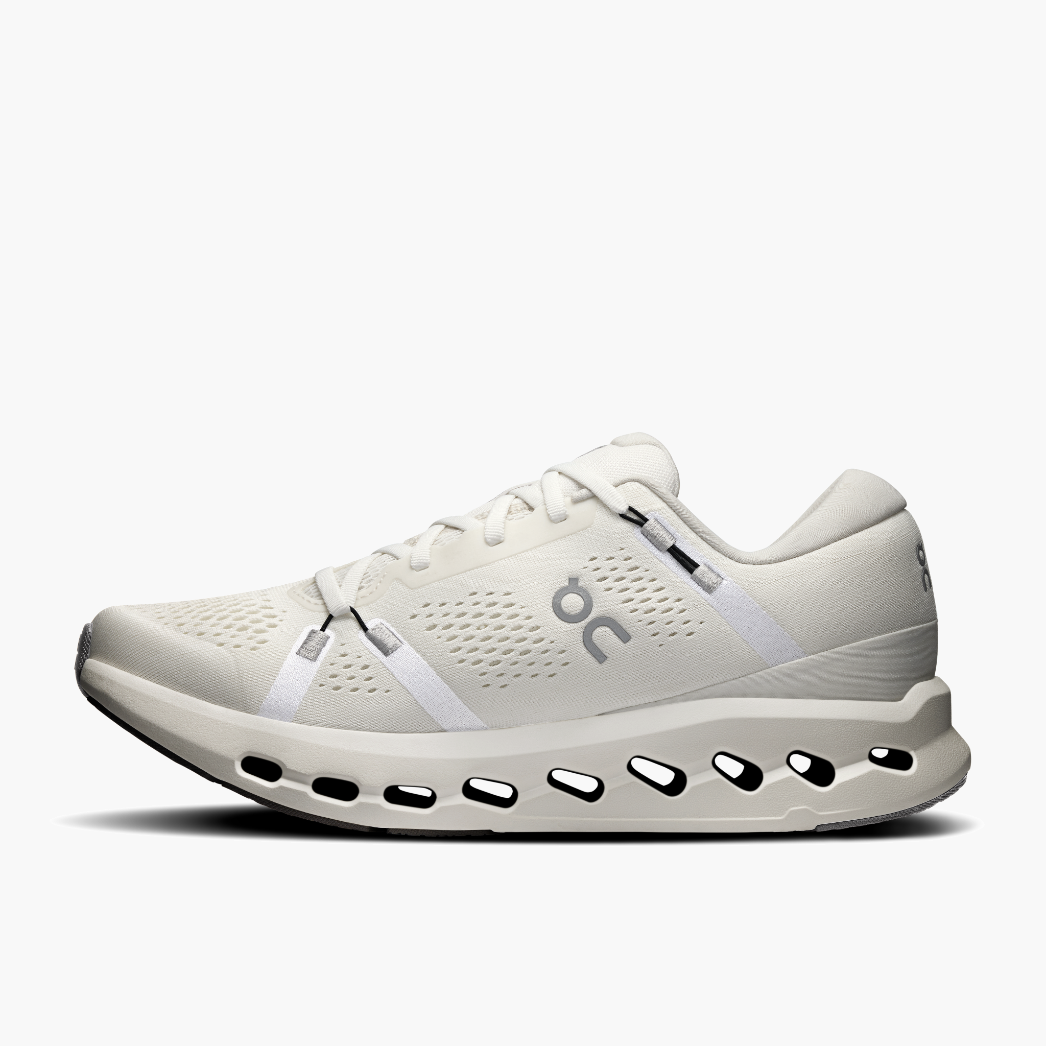 Medial angle shot of Men's Cloudsurfer 2 in Ivory / Ivory