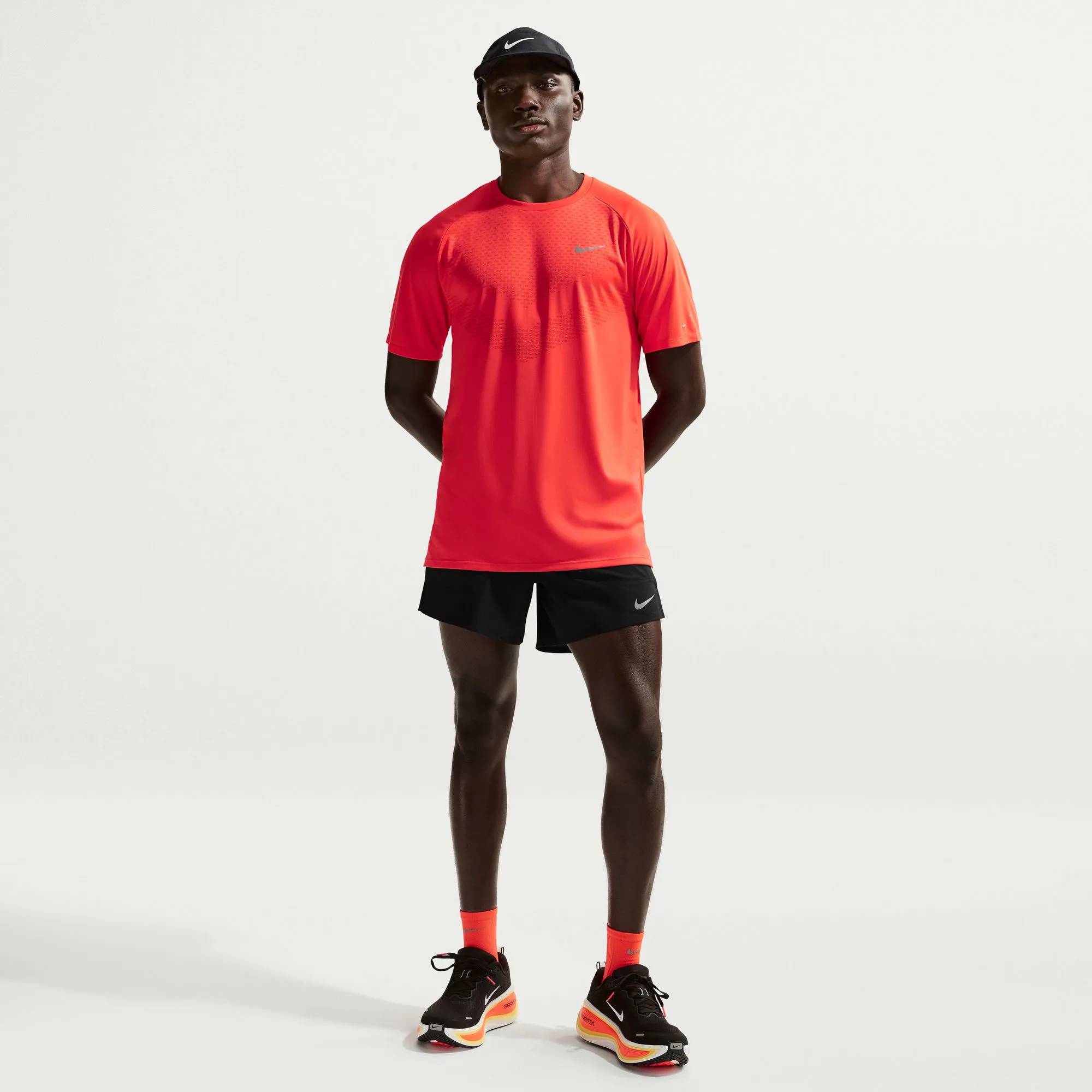 Men s Stride Shorts 5 in Black - 2
