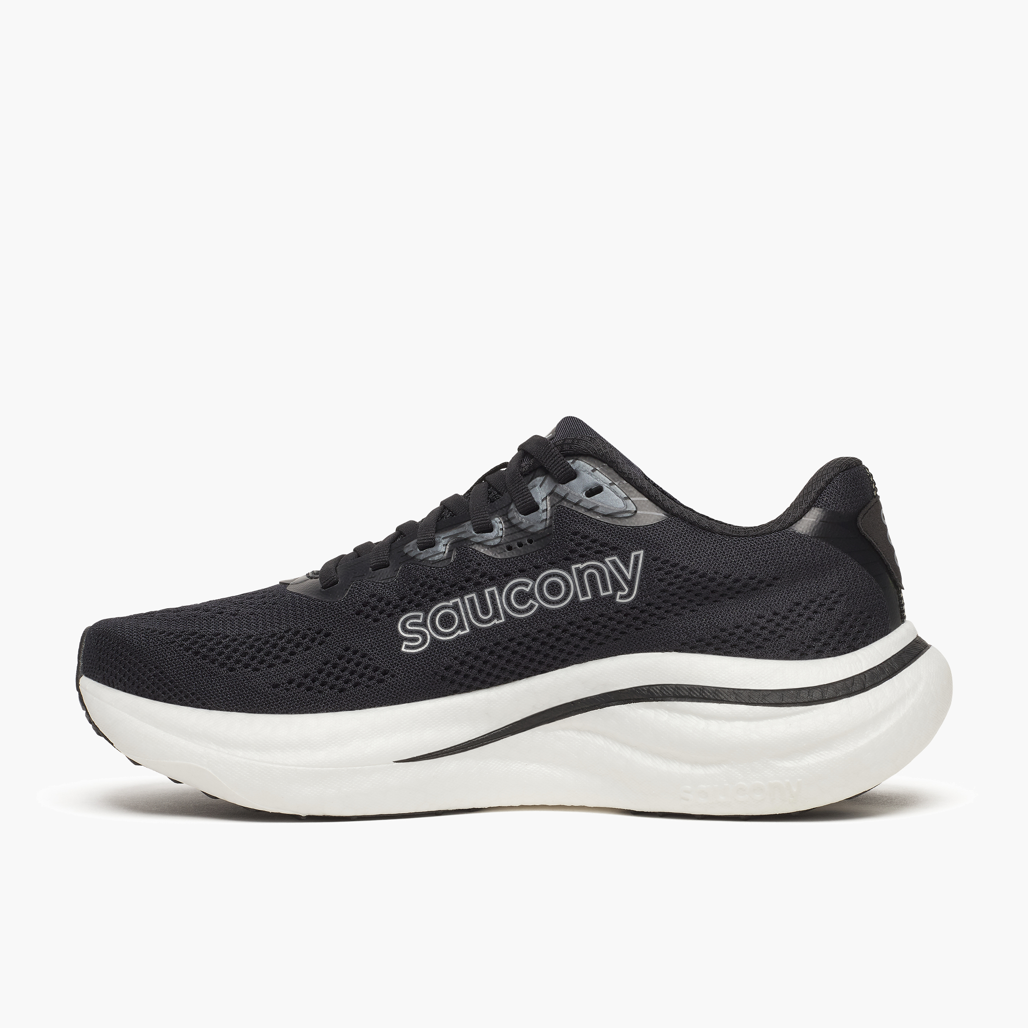 Medial angle shot of Women's Ride 19 in Black / Silver
