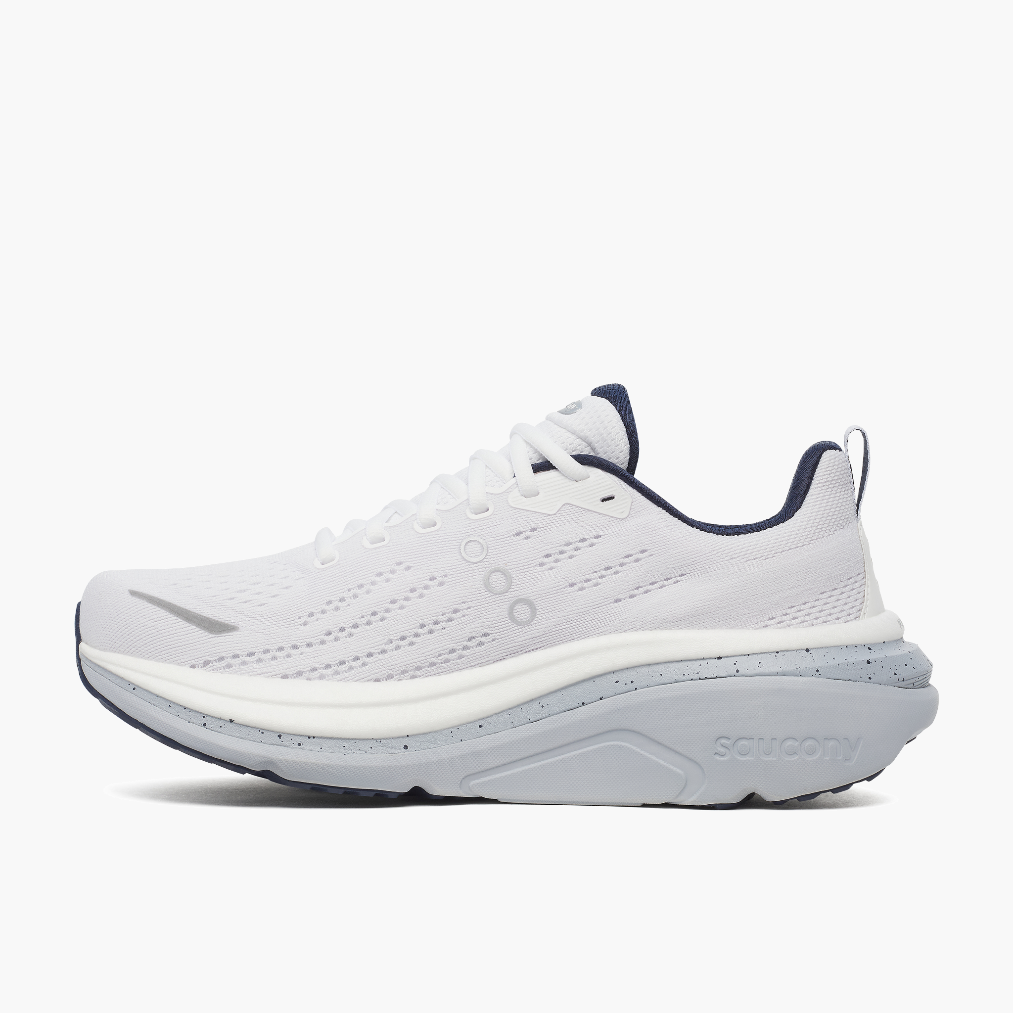 Medial angle shot of Men's Hurricane 25 in White / Navy