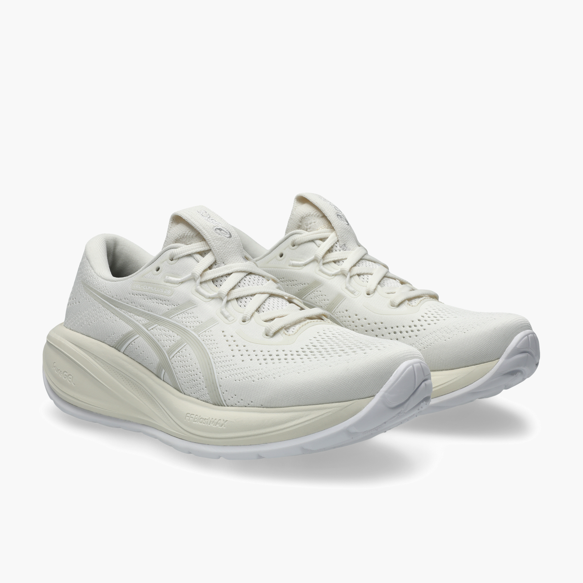 3/4 angle shot of Women's Gel-Cumulus 28 in Cream / Glacier Grey