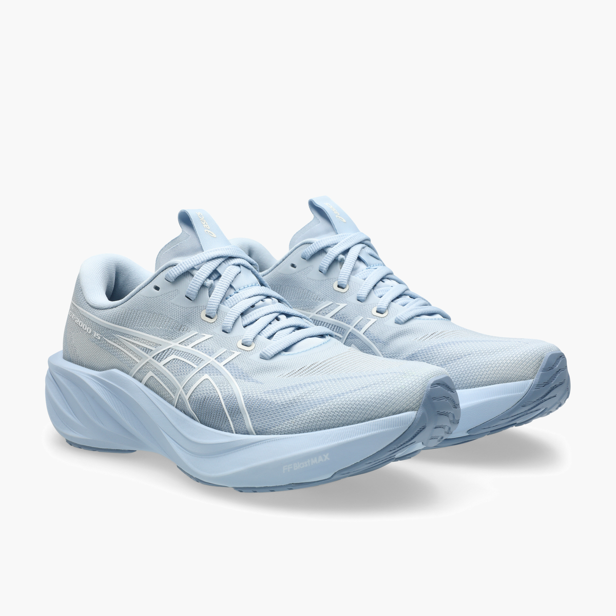 3/4 angle shot of Women's GT-2000 15 in Solid Air / Cream