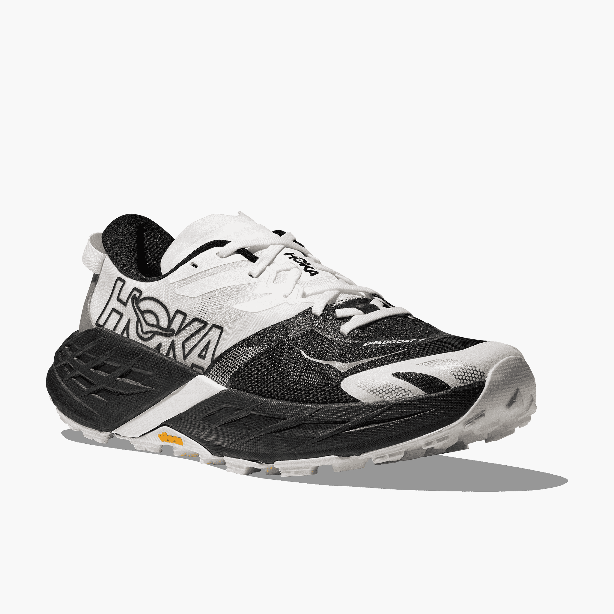 3/4 angle shot of Men's Speedgoat 7 in Black / White