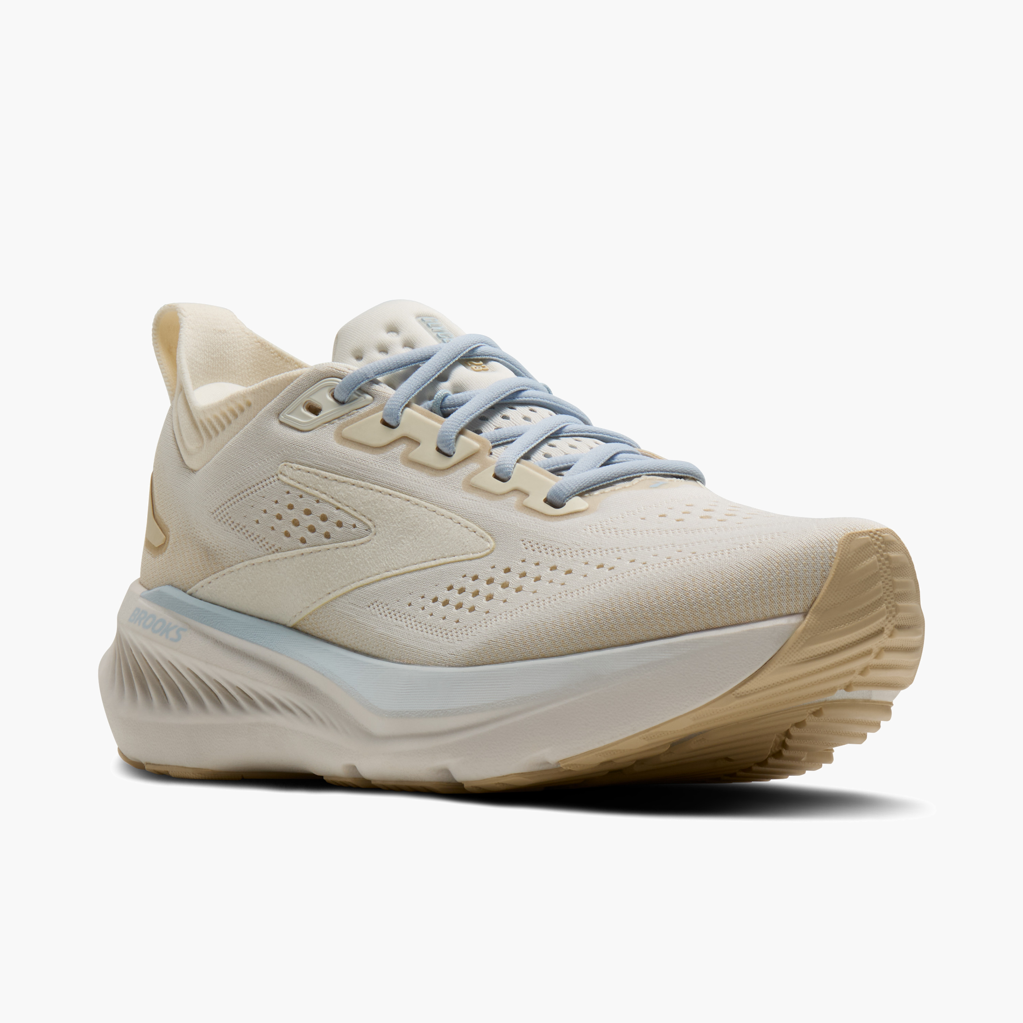 3/4 angle shot of Women's Glycerin 23 in Coconut / Sand / Skyway