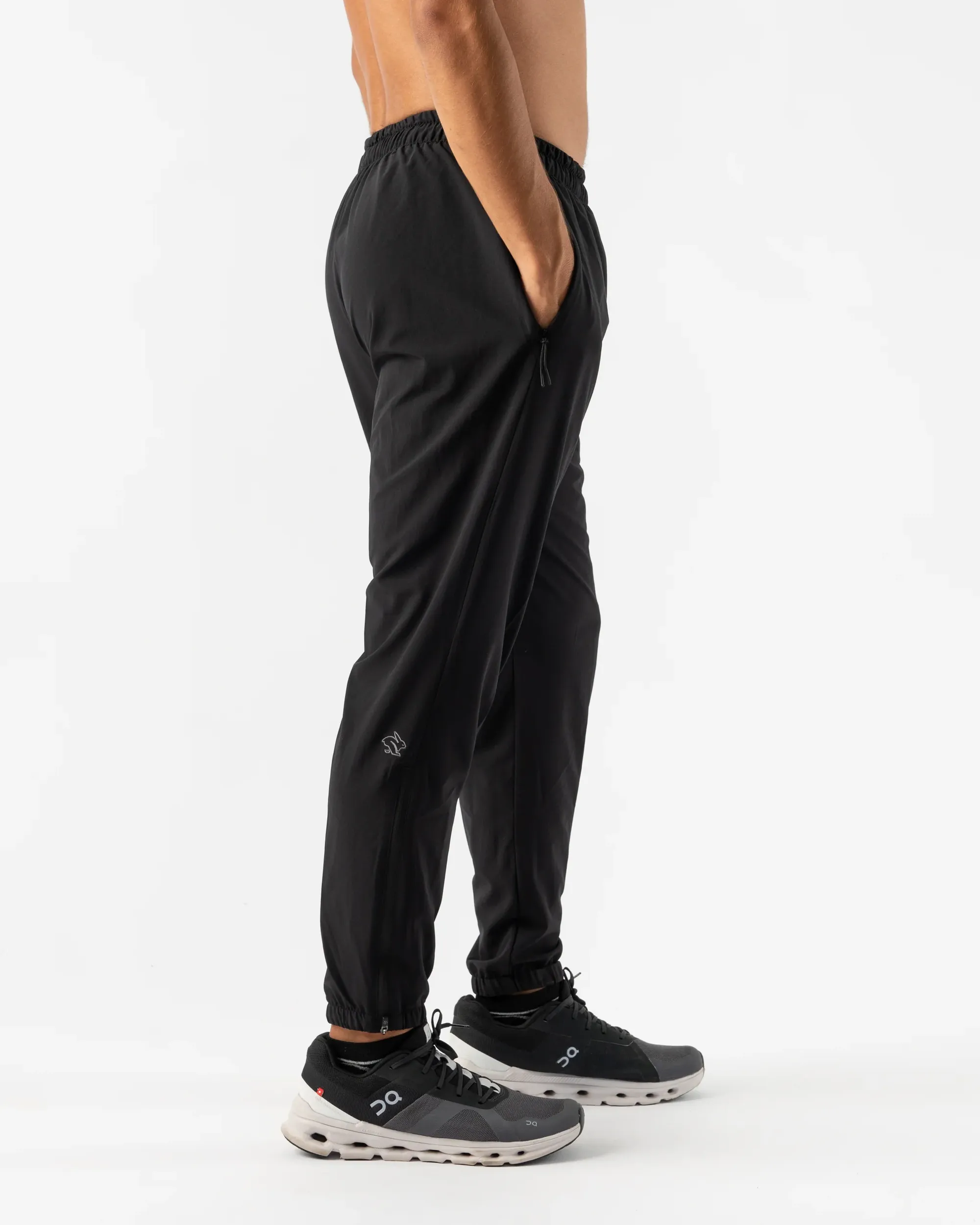 Men s Runner Pants in Black - 3