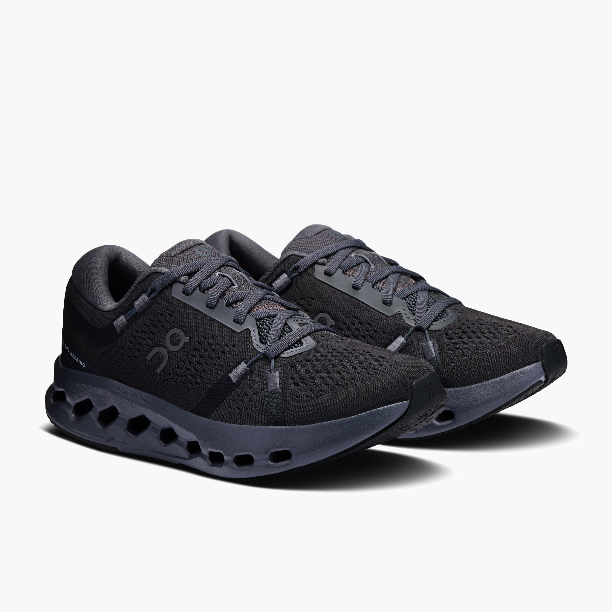 3/4 angle shot of Women's Cloudsurfer 2 in Black | Black