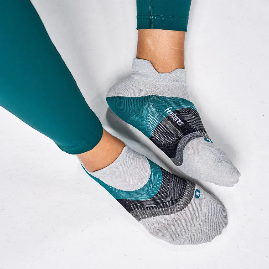 Elite Ultralight No-Show Socks in Stone Ivy - 3