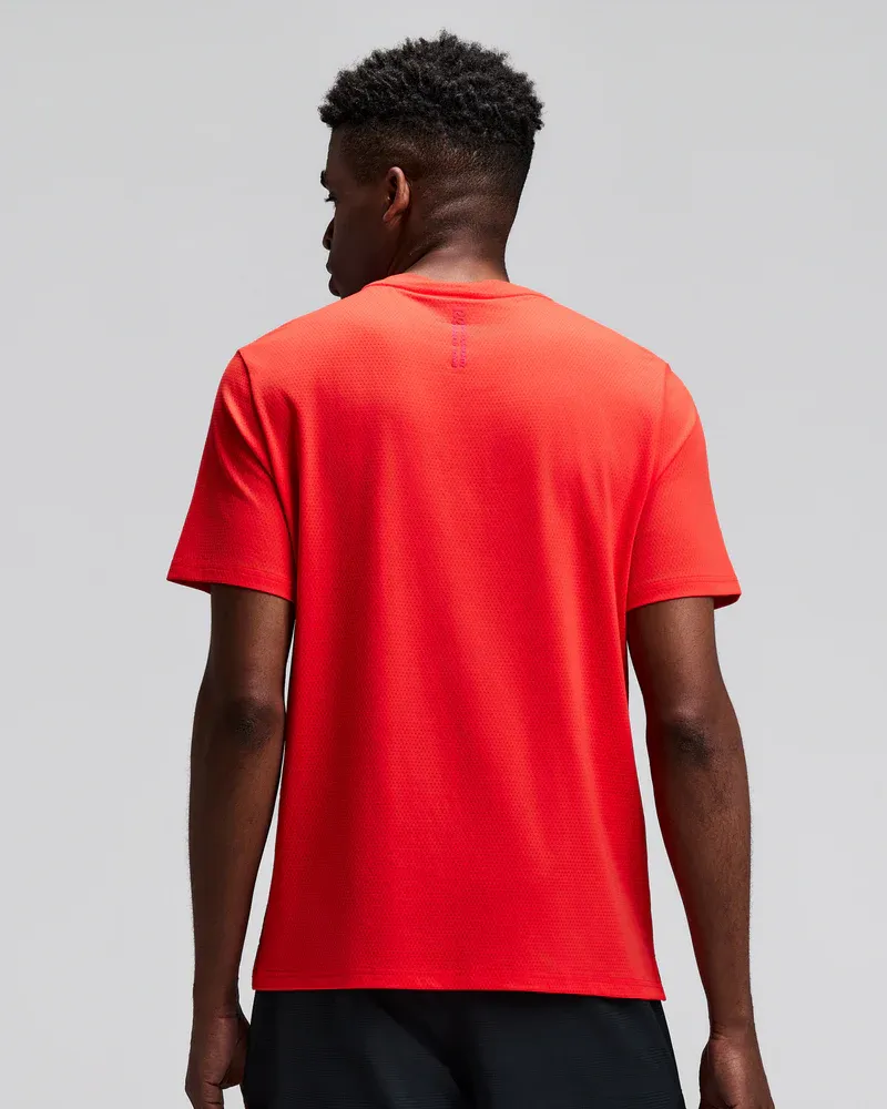 Men s Micromesh Short Sleeve Run Tee in Poppy - 3