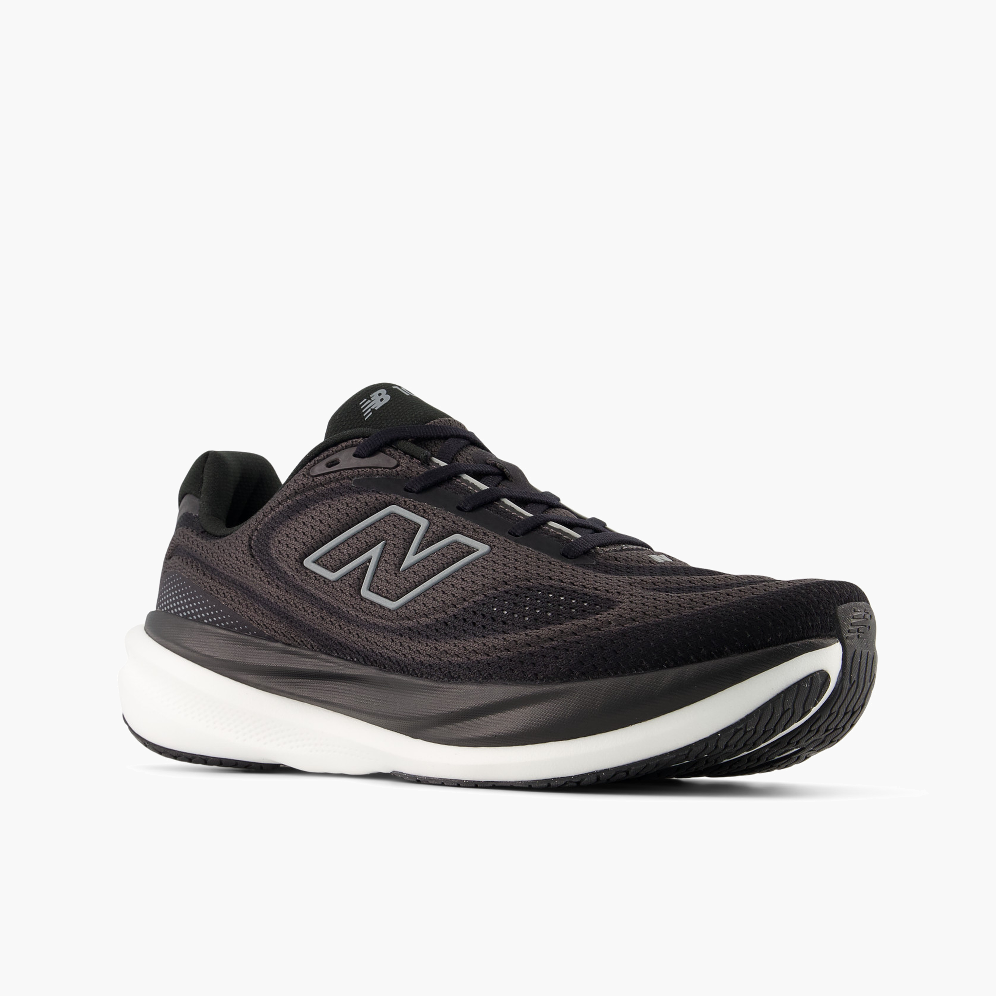 3/4 angle shot of Men's 1080 v15 in Black / Slategrey / Fadedblack