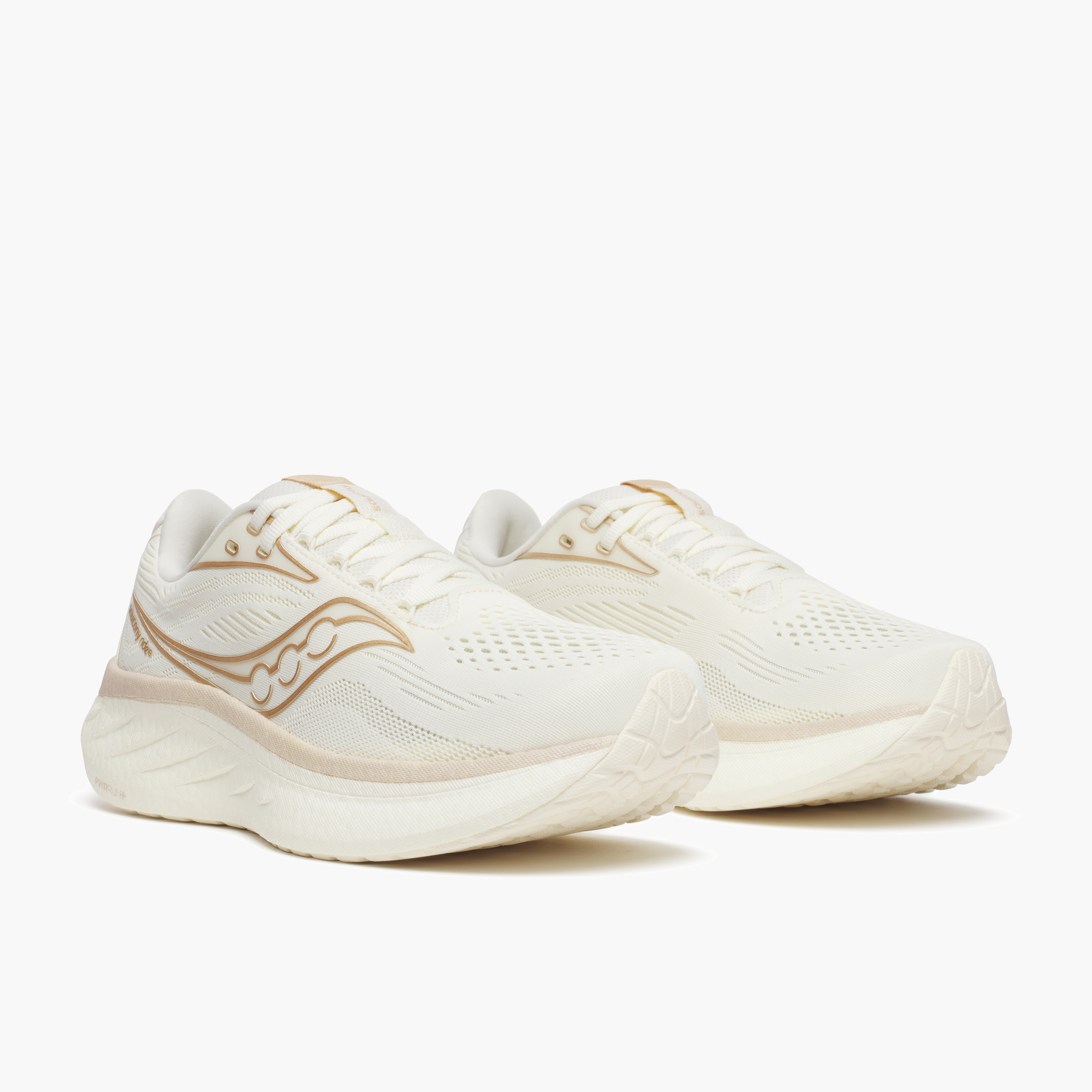 3/4 angle shot of Women's Ride 18 in Vanilla