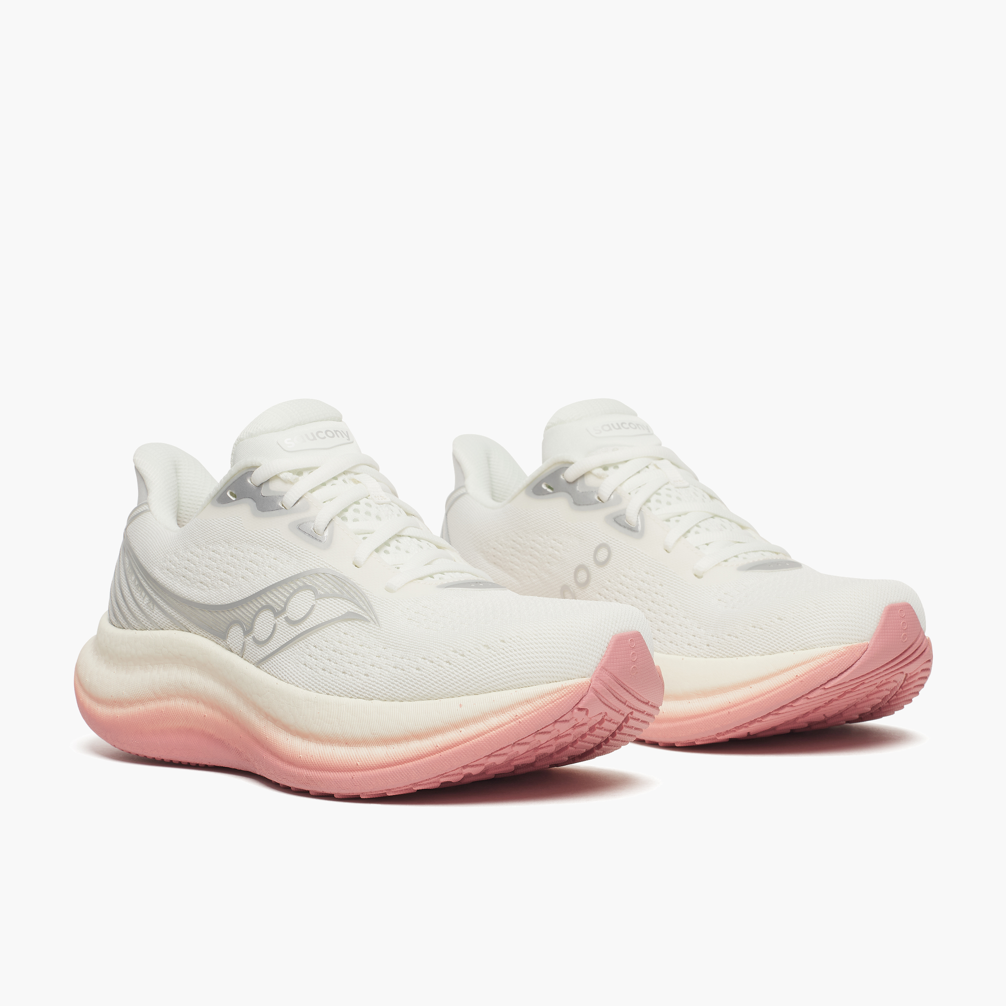 3/4 angle shot of Women's Triumph 23 in Ivory / Mauve