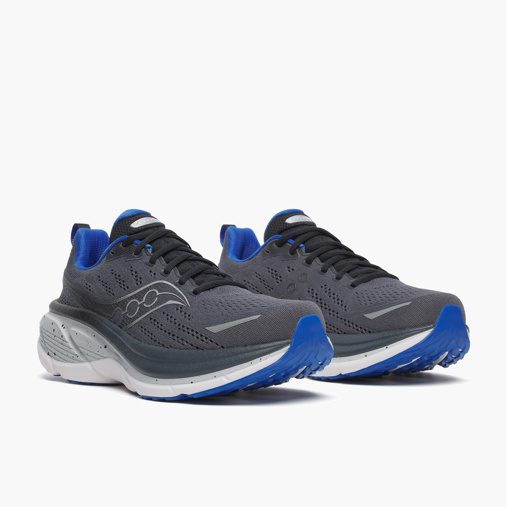 3/4 angle shot of Men's Hurricane 25 in Shadow / Black