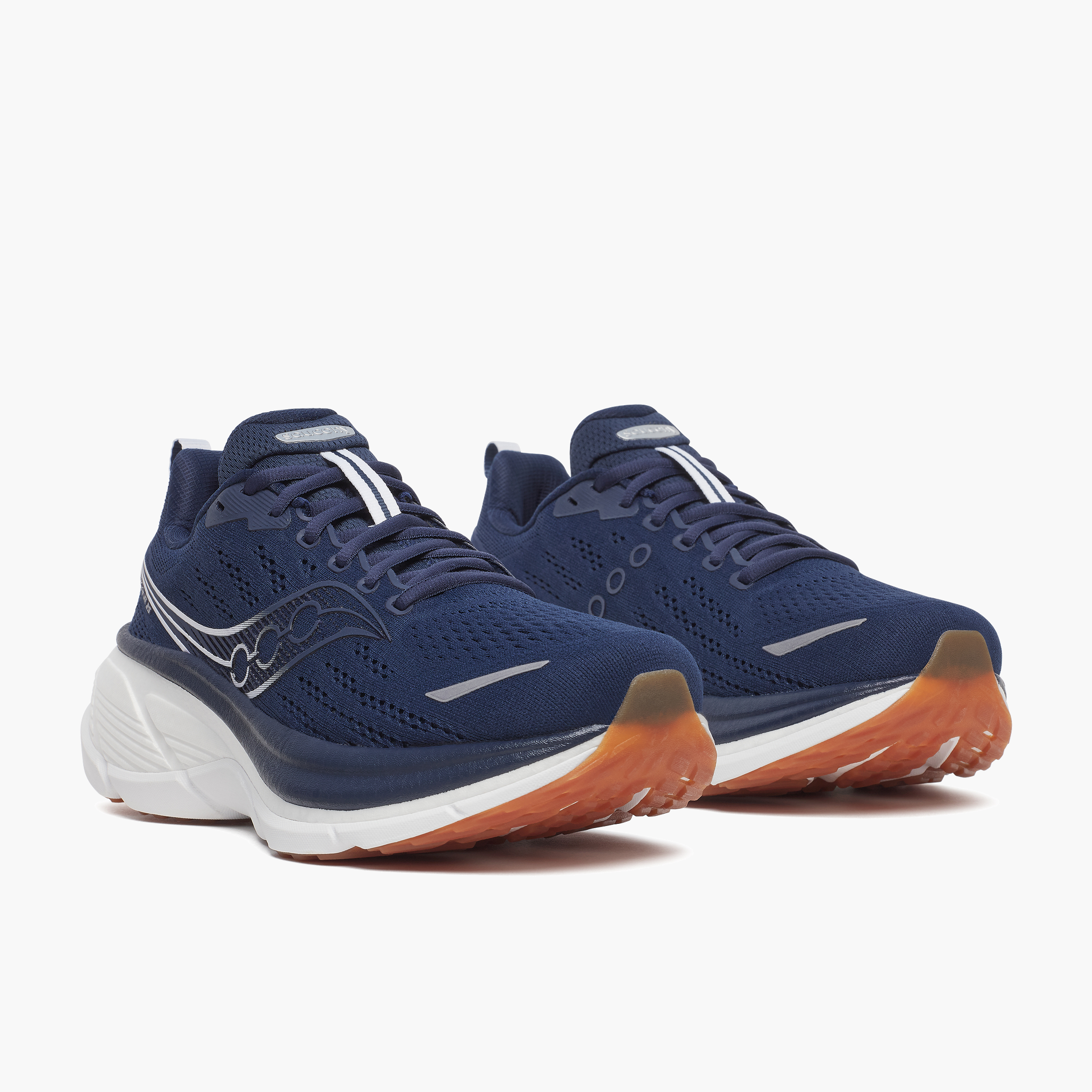 3/4 angle shot of Men's Hurricane 25 in Navy / Cloud