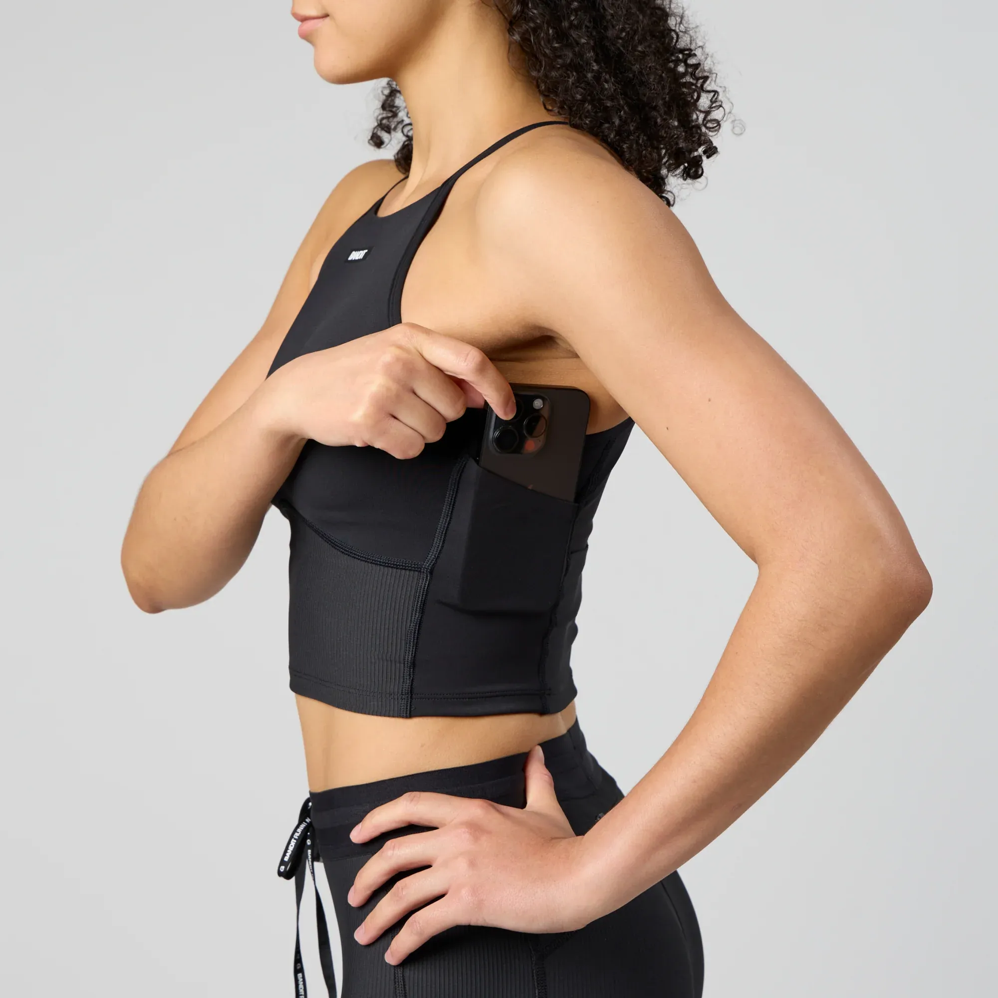Stamina 6 Pocket Nova Crop in Black - 4