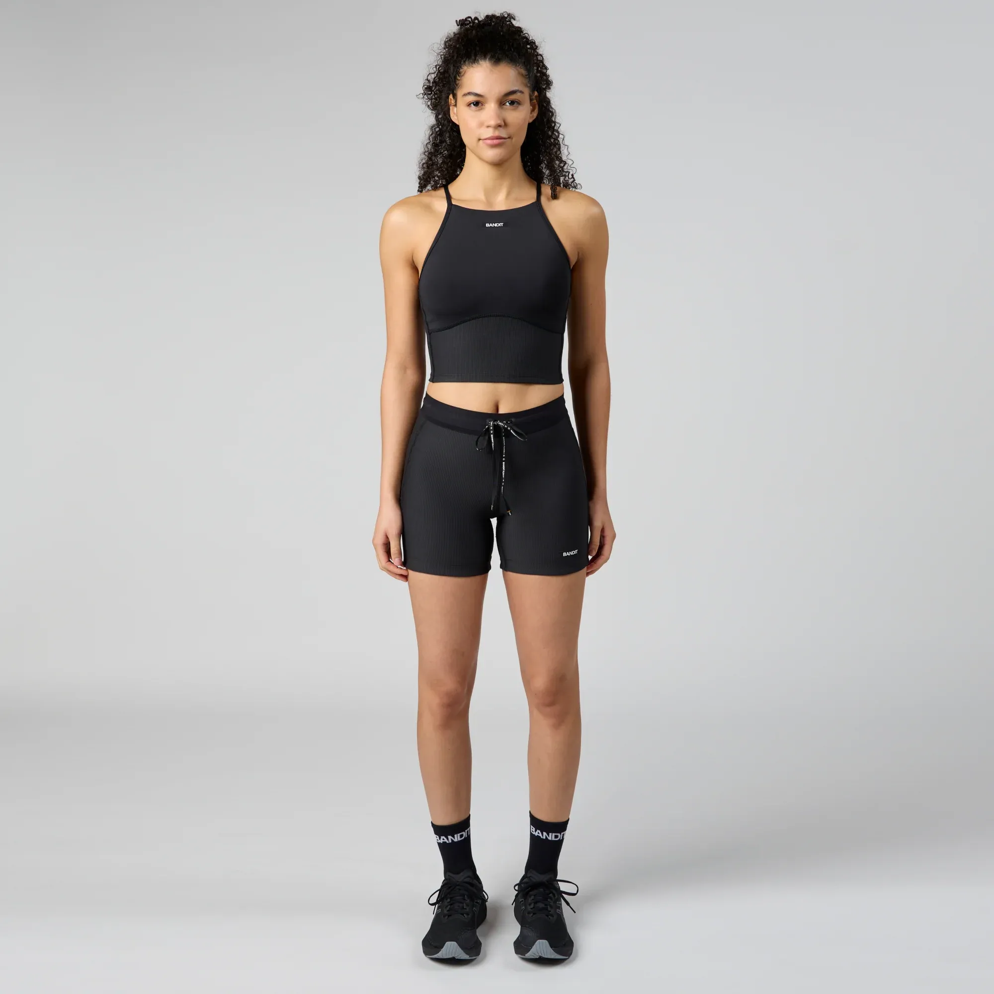 Stamina 6 Pocket Nova Crop in Black - 5