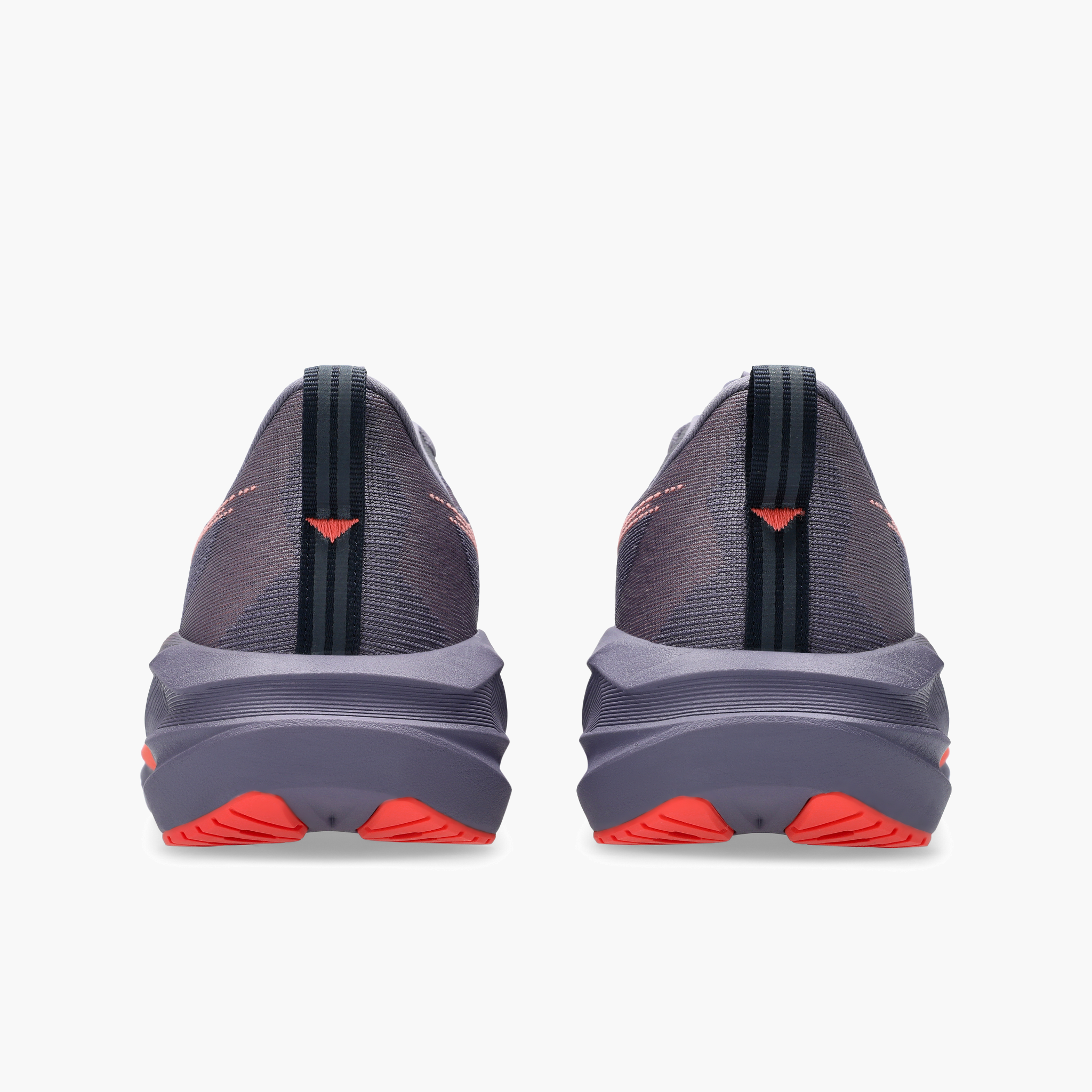 Heel angle shot of Women's Novablast 5 in Greyish Purple/coral Reef