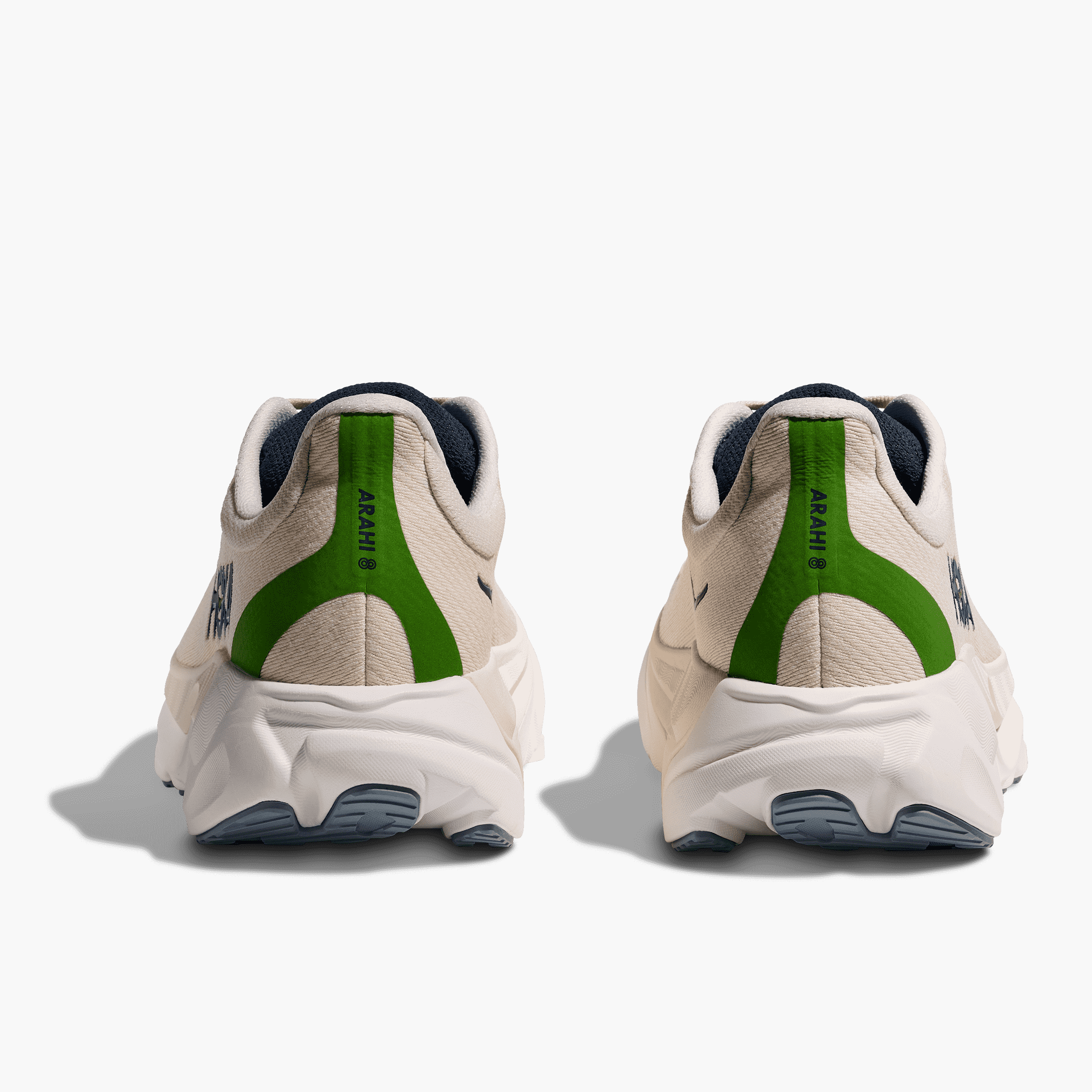 Heel angle shot of Men's Arahi 8 in Alabaster / Birch