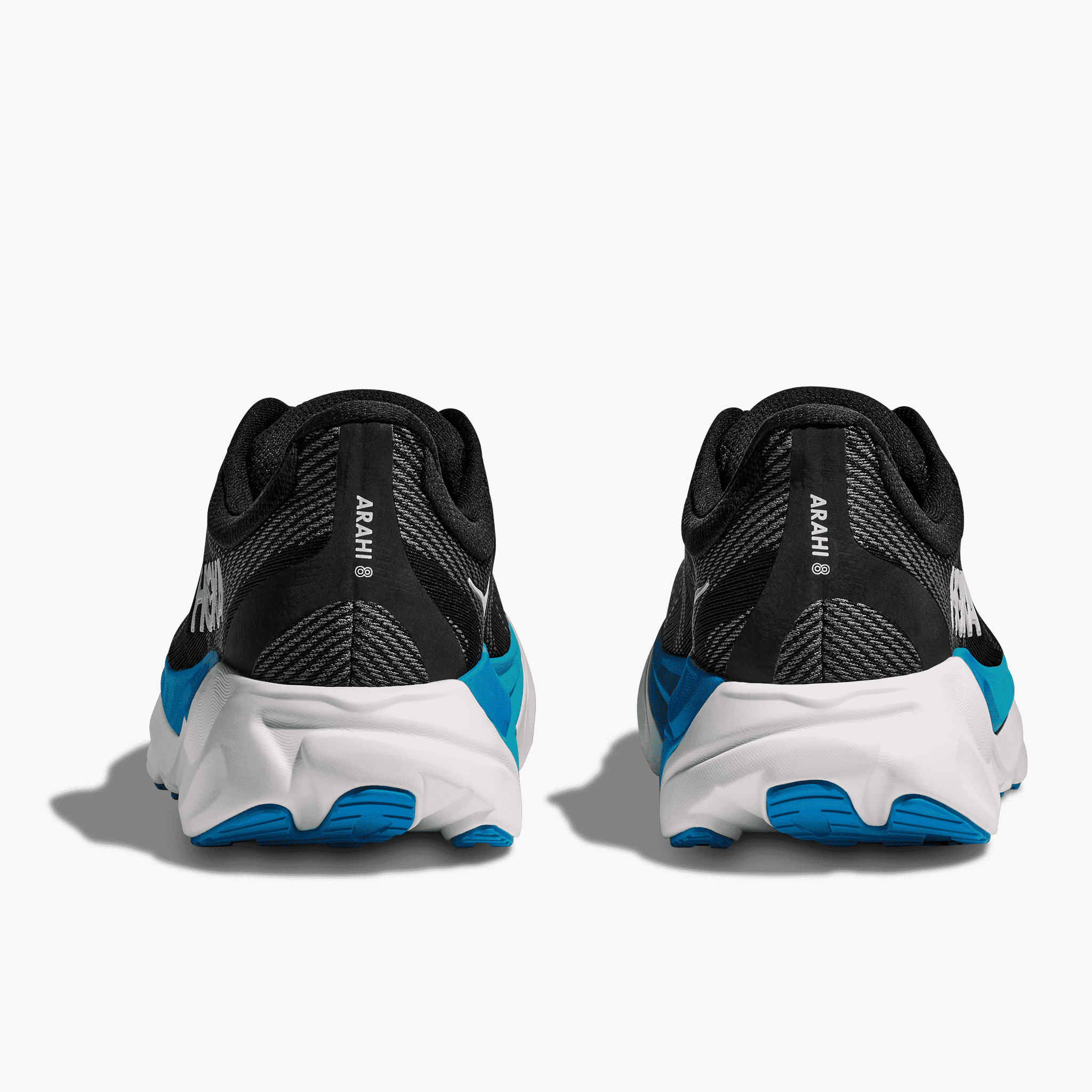 Heel angle shot of Men's Arahi 8 in Black / Skyward Blue