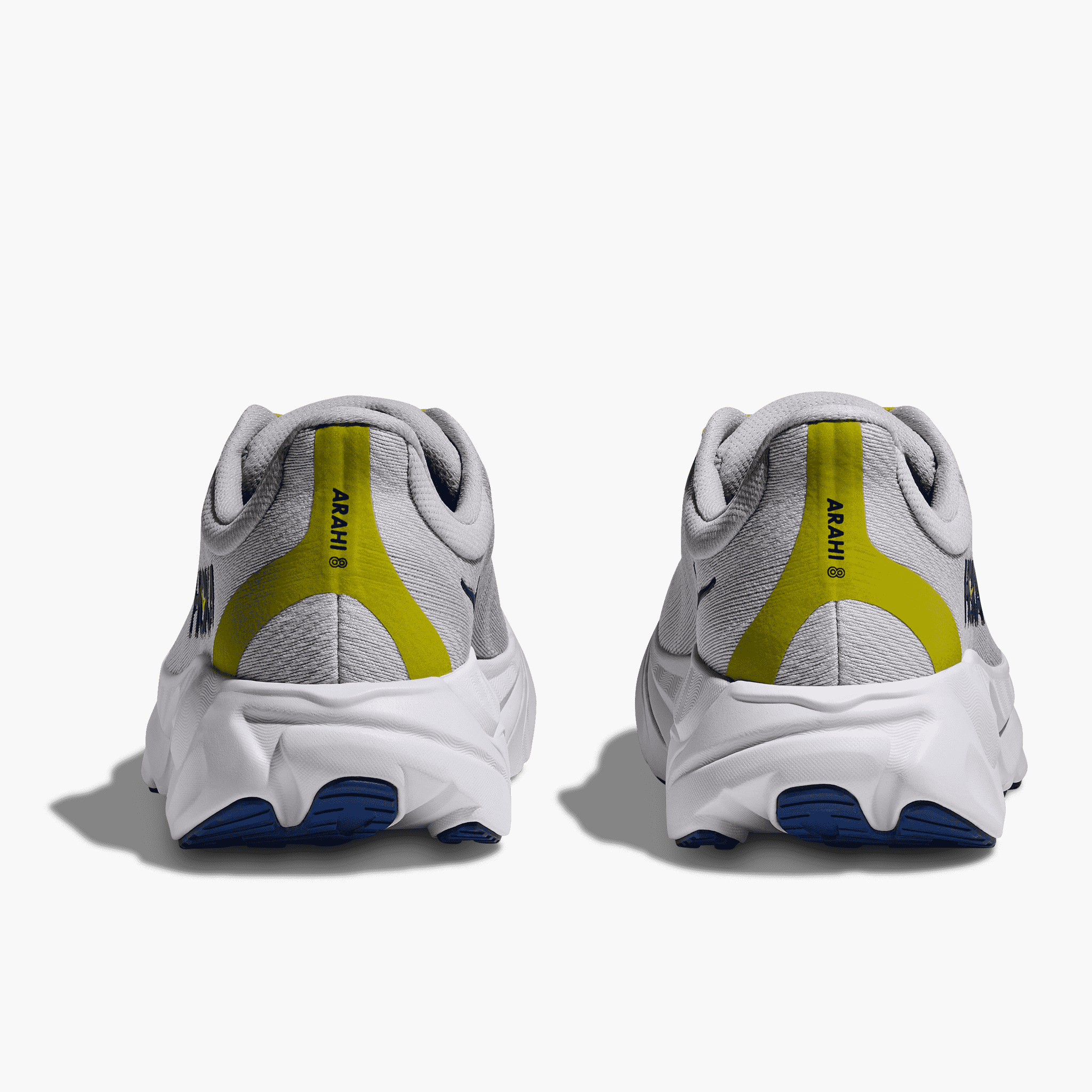 Heel angle shot of Men's Arahi 8 in Stardust / Cosmic Grey