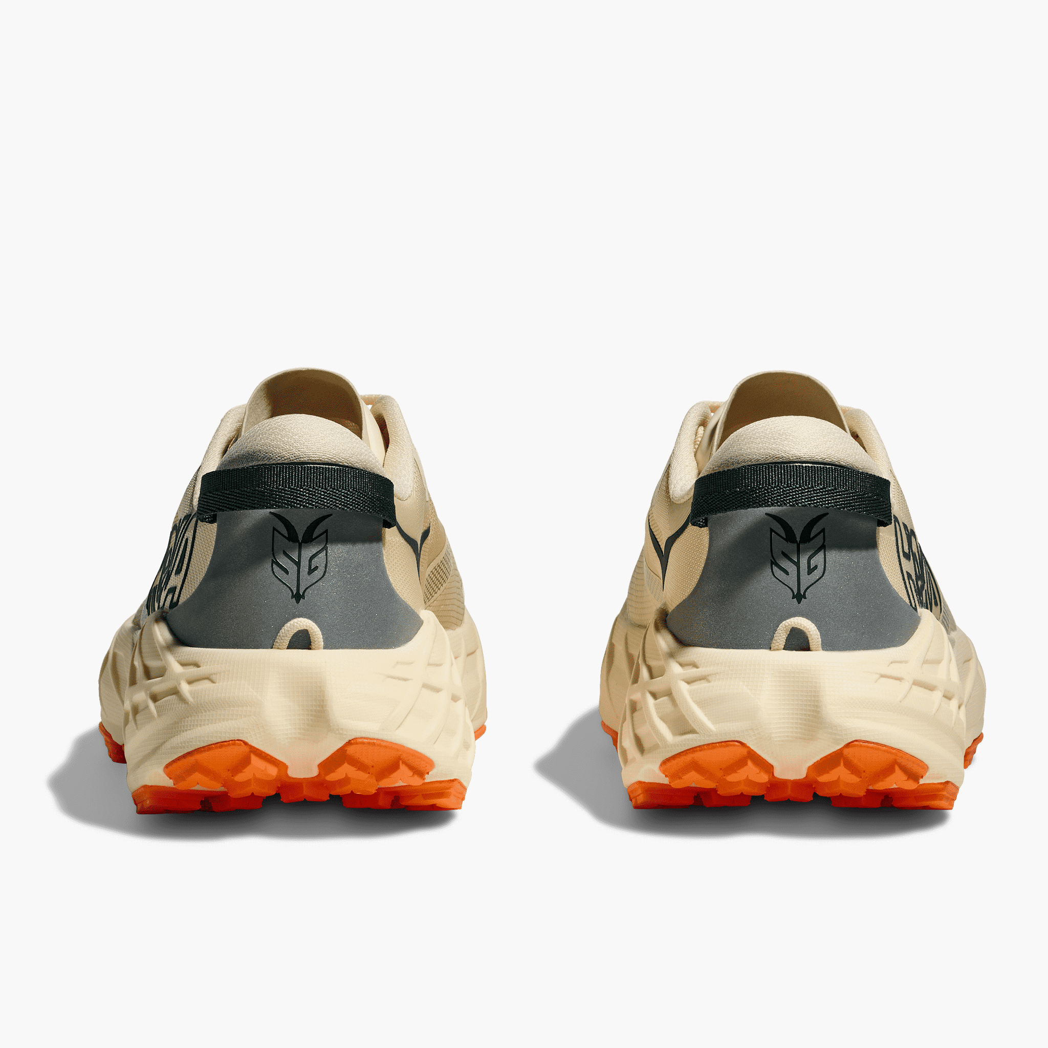 Heel angle shot of Men's Speedgoat 7 in Vintage Yellow / Turmeric