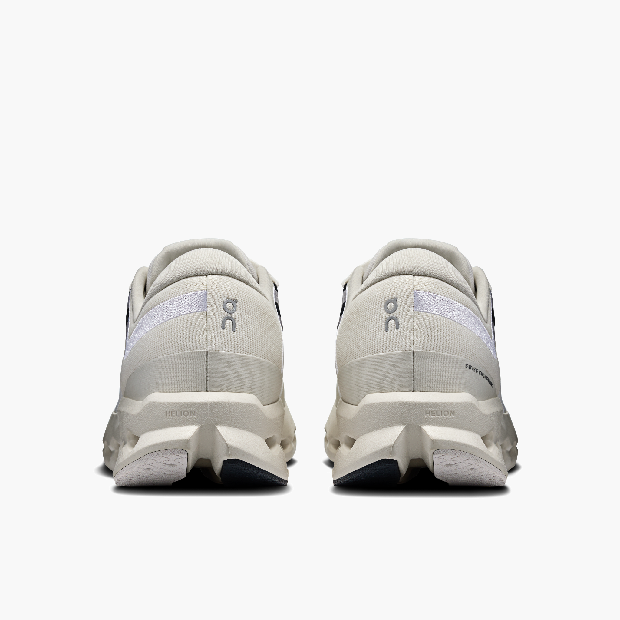 Heel angle shot of Men's Cloudsurfer 2 in Ivory / Ivory