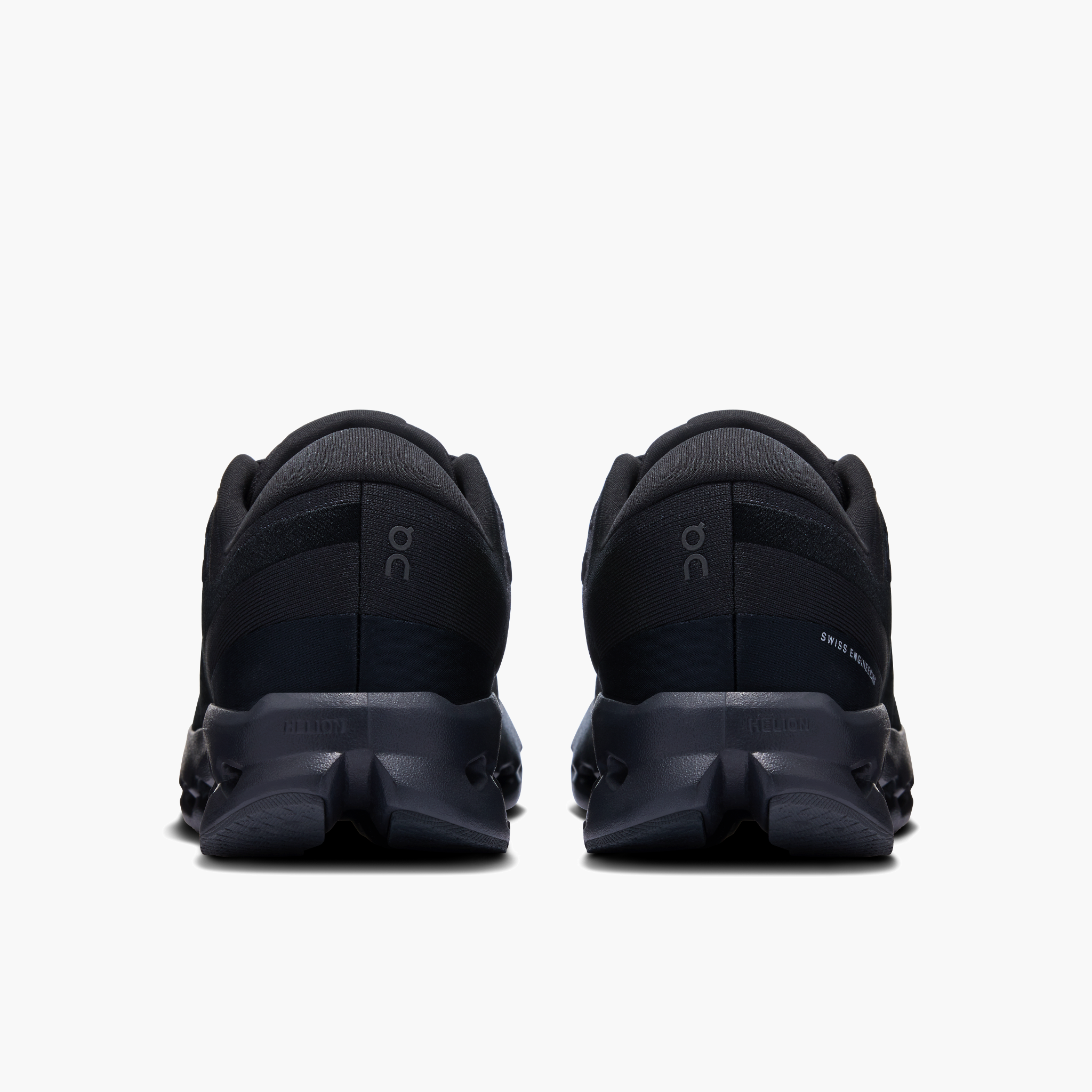 Heel angle shot of Women's Cloudsurfer 2 in Black | Black