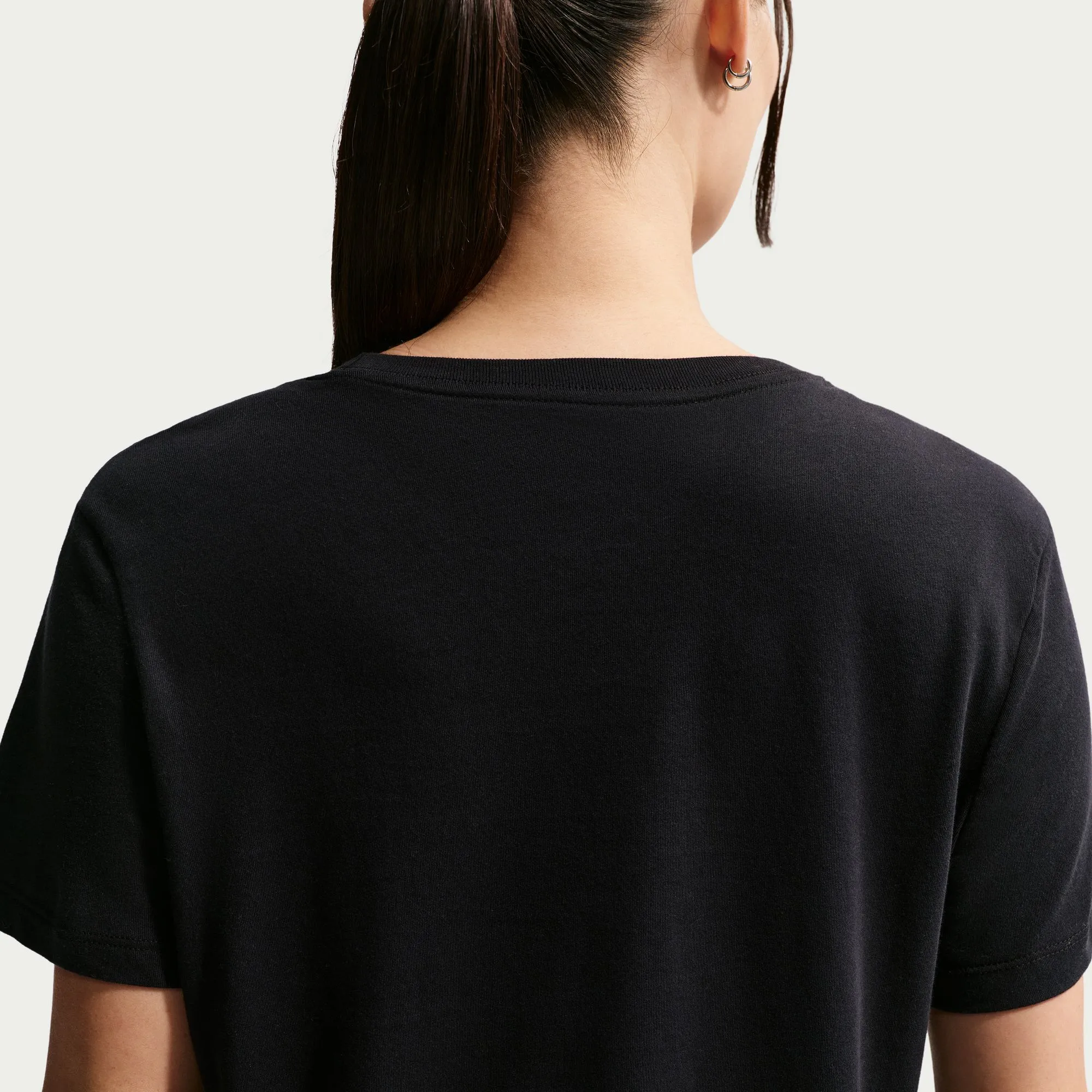 Women s ACG Trail Tee in Black - 6