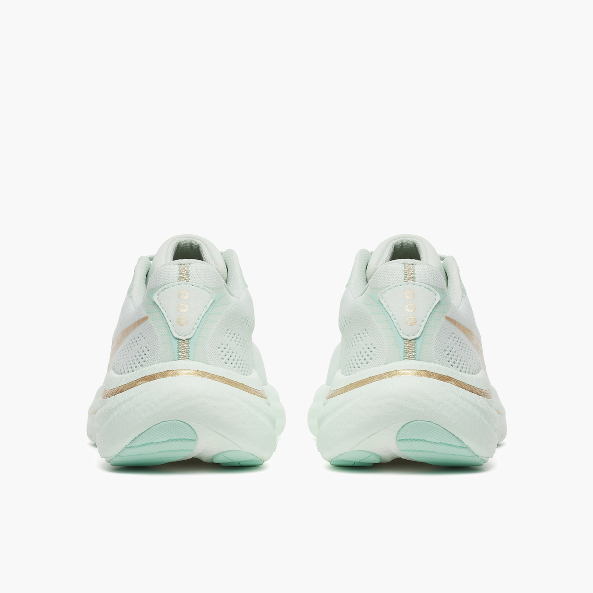 Heel angle shot of Women's Ride 19 in Hush