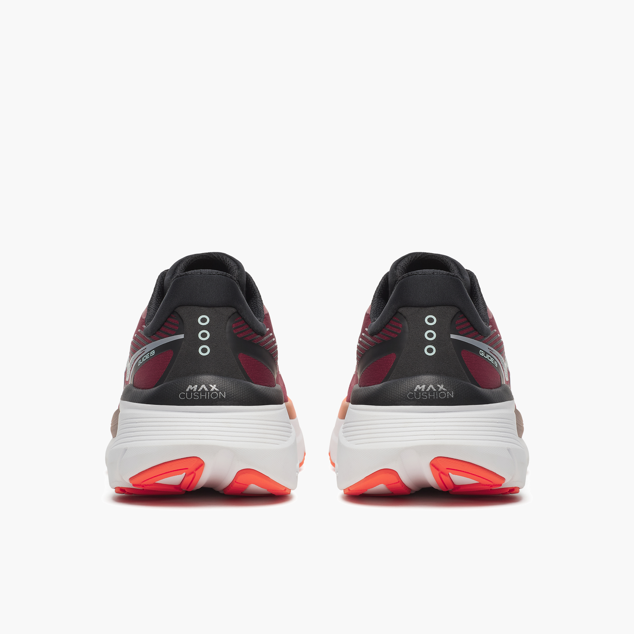 Heel angle shot of Men's Guide 19 in Crimson / Fire