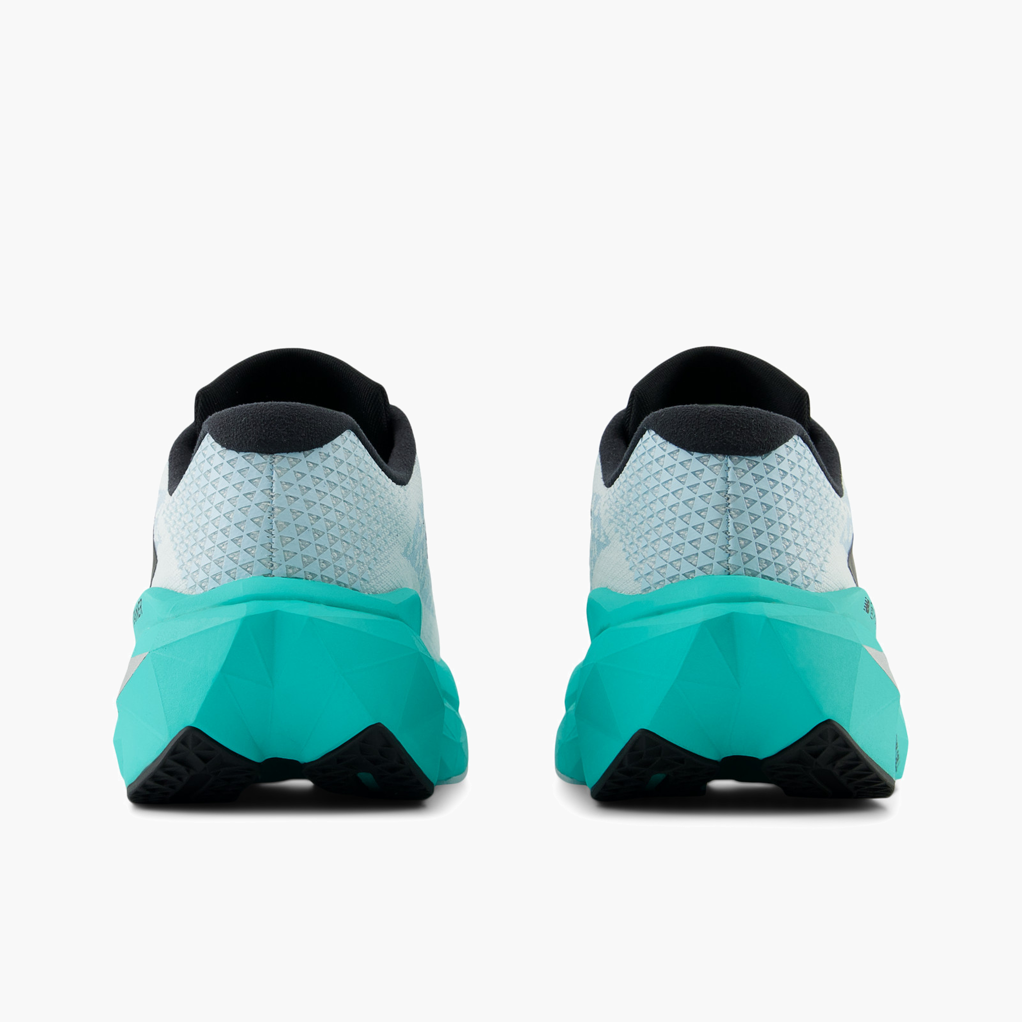 Heel angle shot of Women's Supercomp Trainer v3 in White