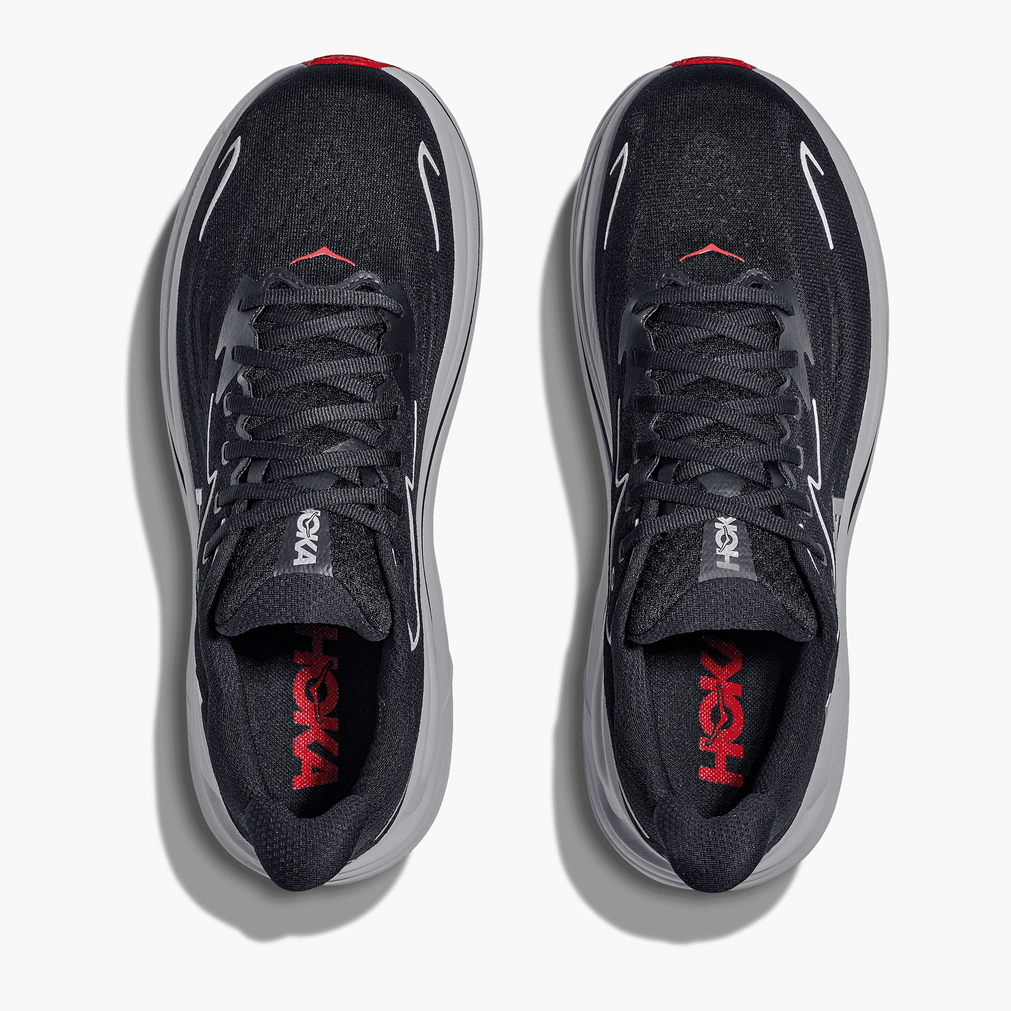 Overhead angle shot of Men's Clifton 10 in Black / Silver