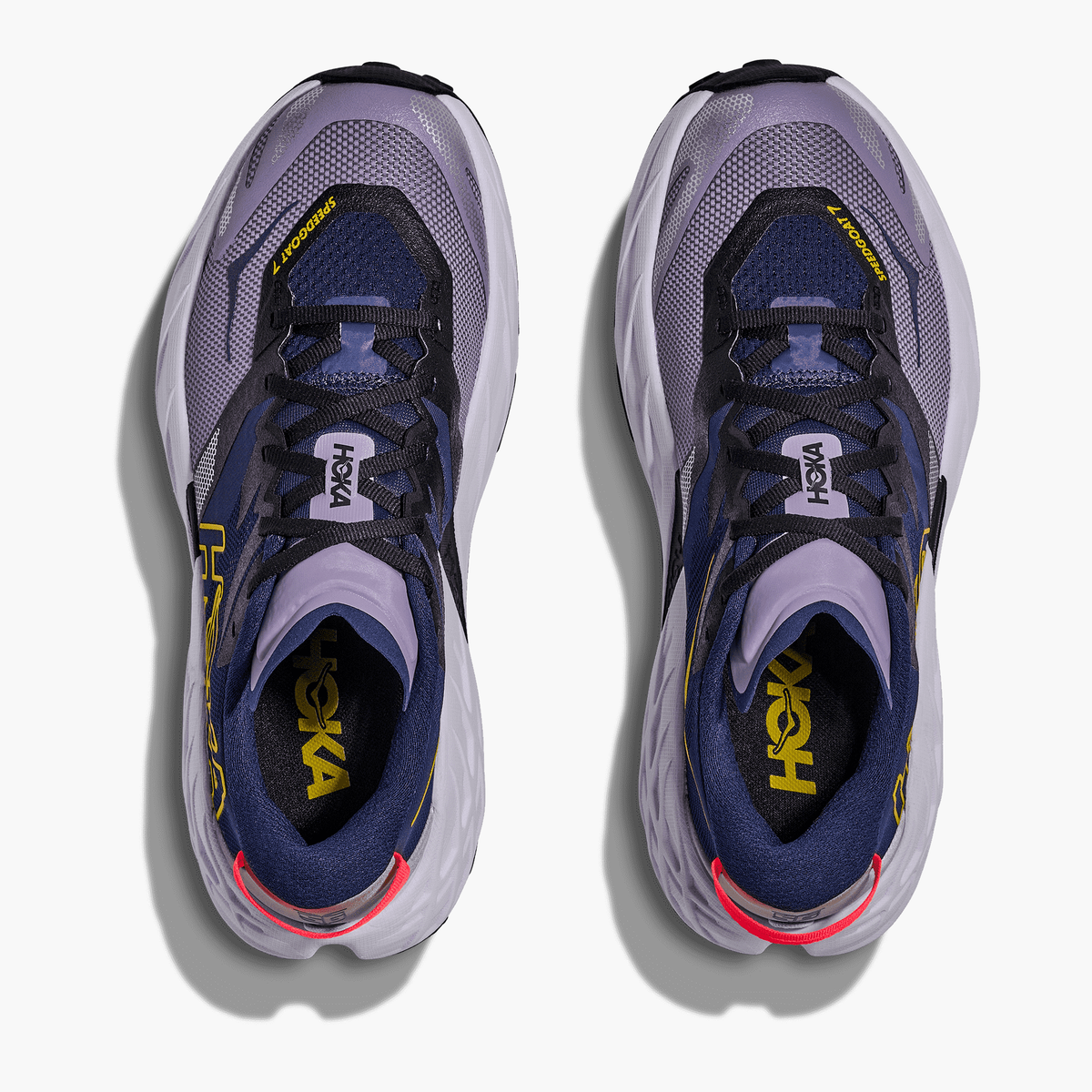 Overhead angle shot of Women's Speedgoat 7 in Berry Jam / Starlight Glow