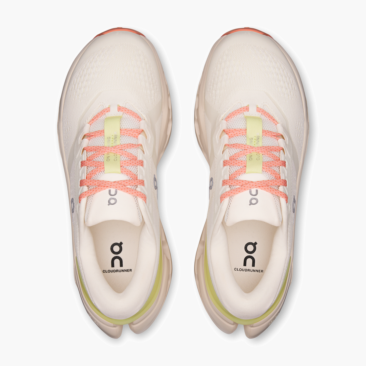Overhead angle shot of Women's Cloudrunner 3 in Ivory | Dew