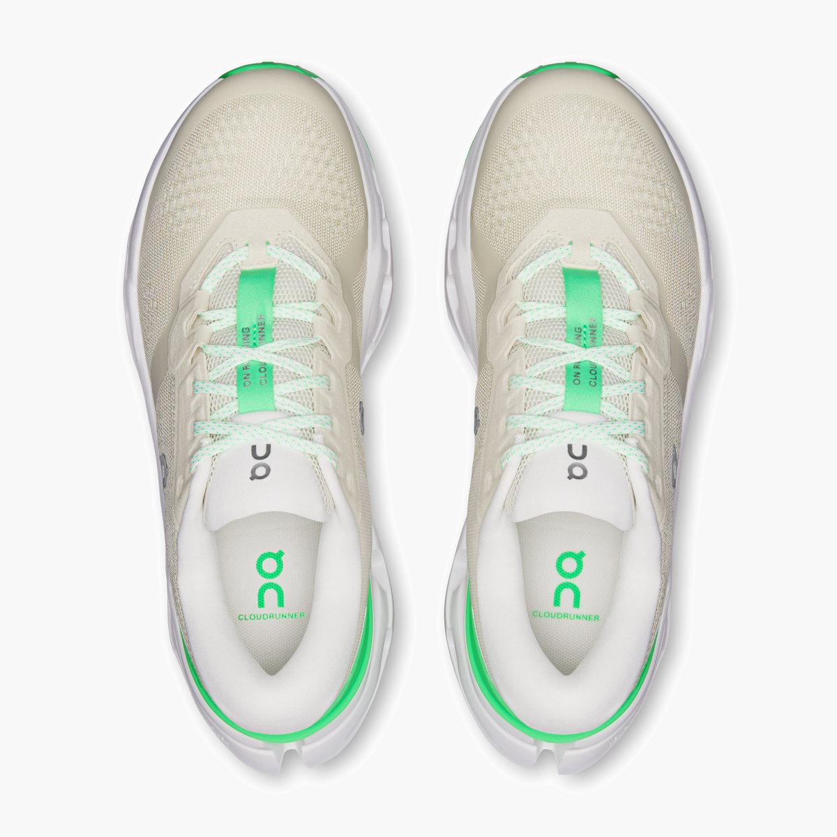 Overhead angle shot of Women's Cloudrunner 3 in Ghost | Verdite