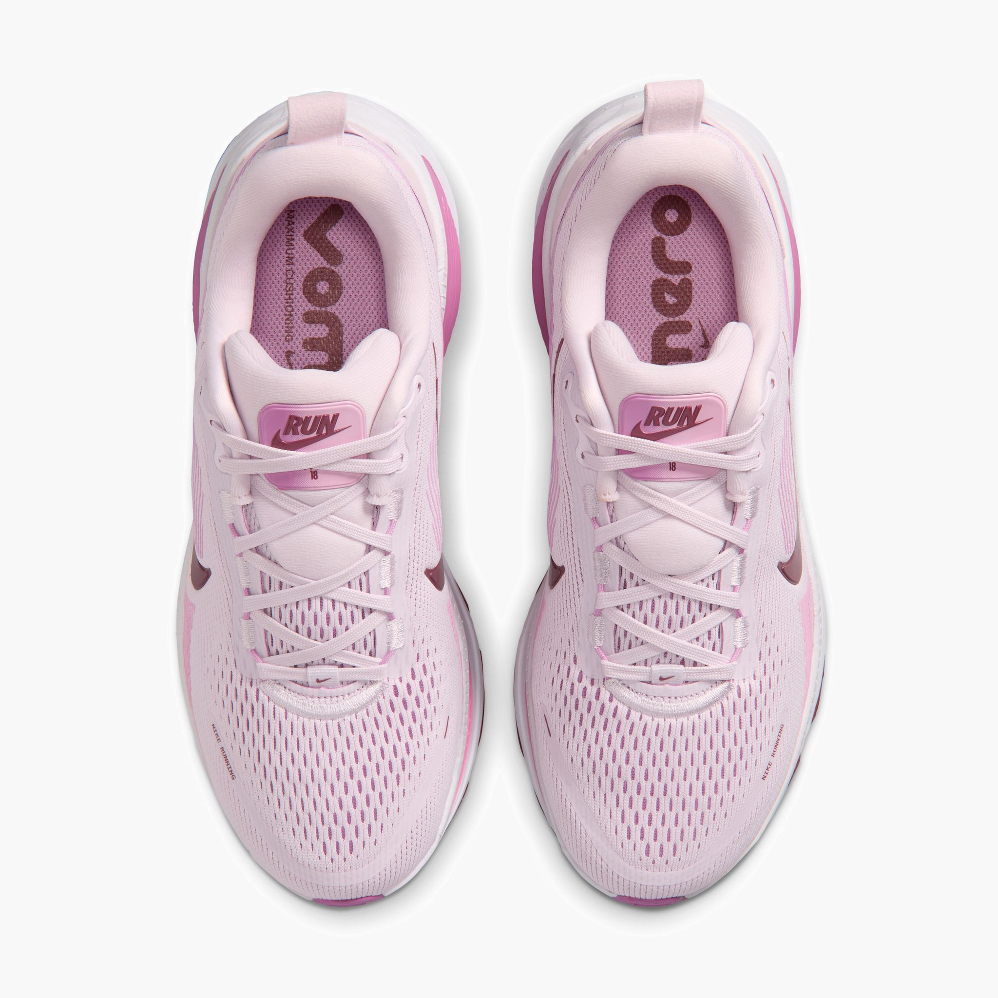 Overhead angle shot of Women's Vomero 18 in Bleached Lilac / Pink Smoke-Lt Magenta