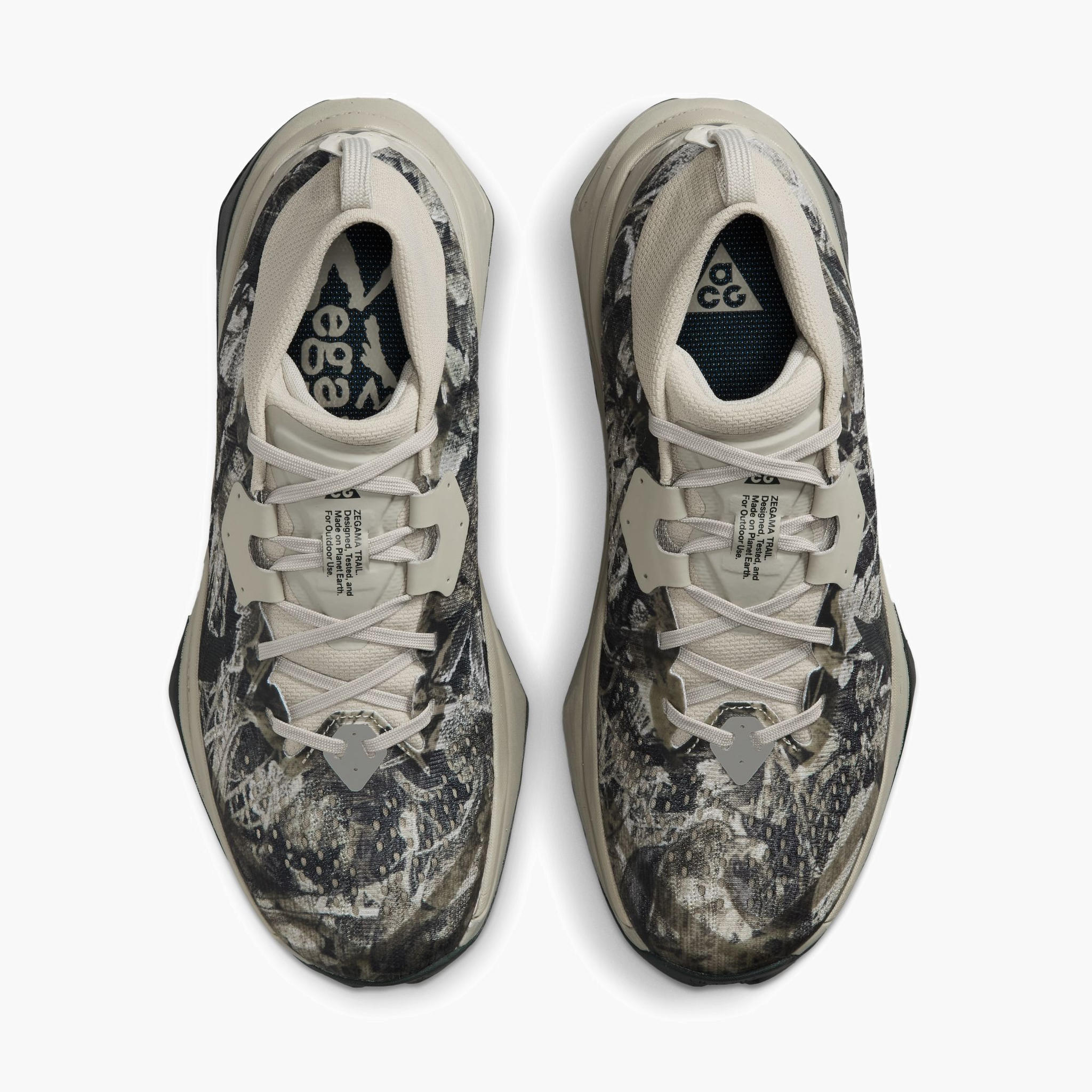 Overhead angle shot of Women's ACG Zegama in Spruce Fog / Black Spruce-Sea Glass-Black