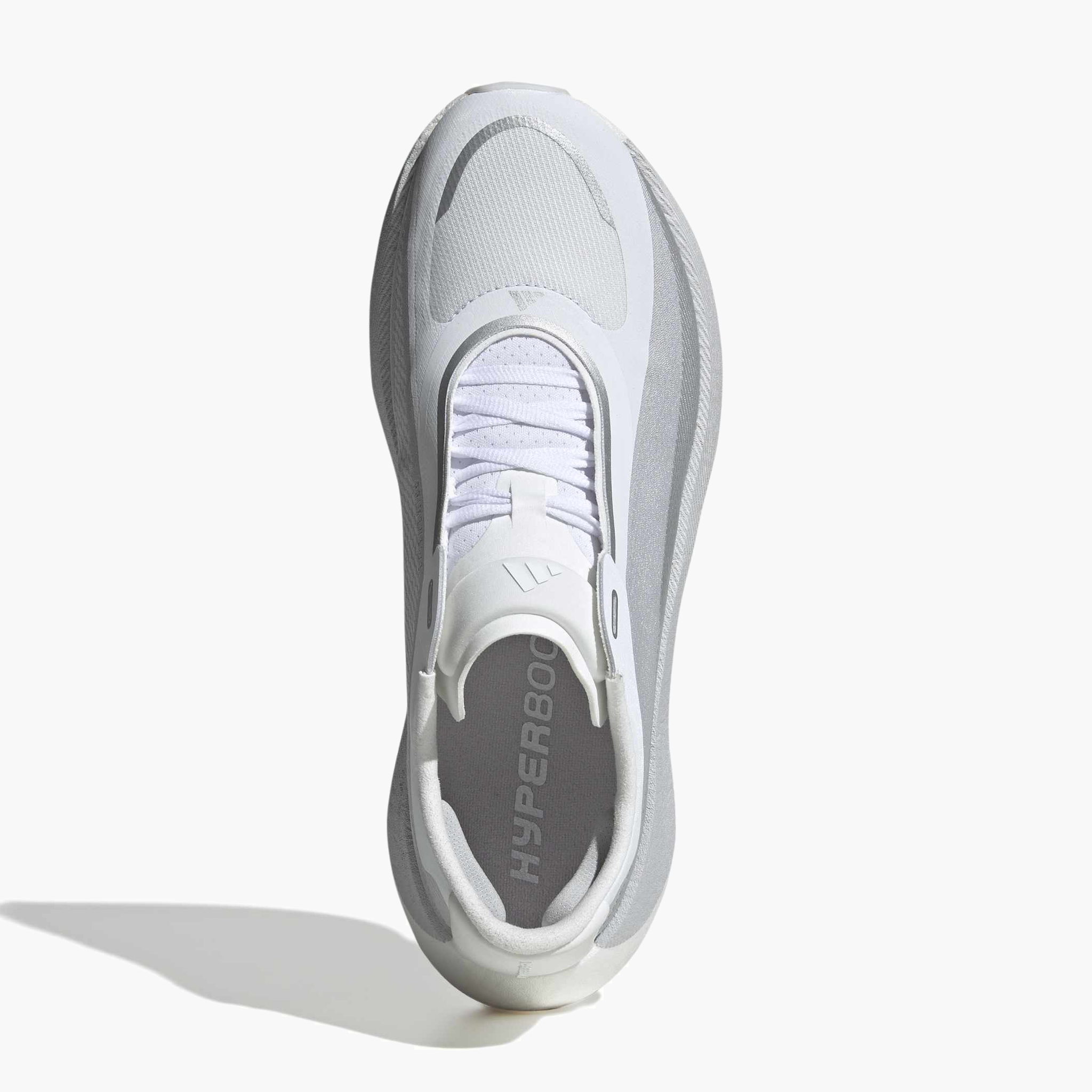 Overhead angle shot of Men's Hyperboost Edge in Ftwr White / Lgh Solid Grey / Silver Met.