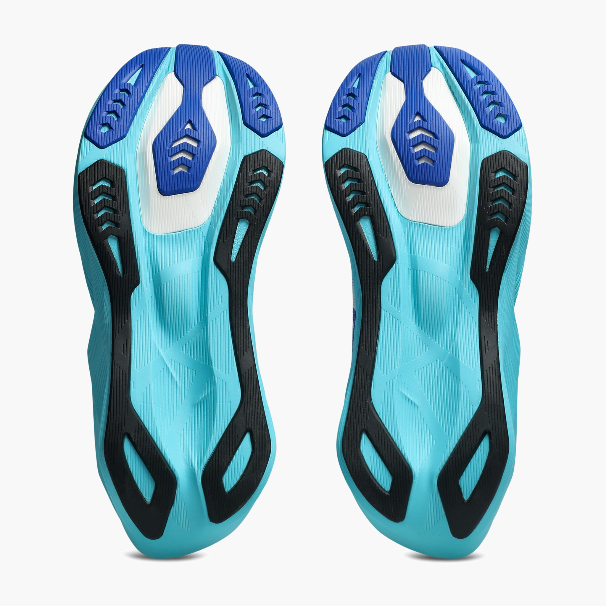 Sole angle shot of Men's Novablast 6 in White / Energy Aqua