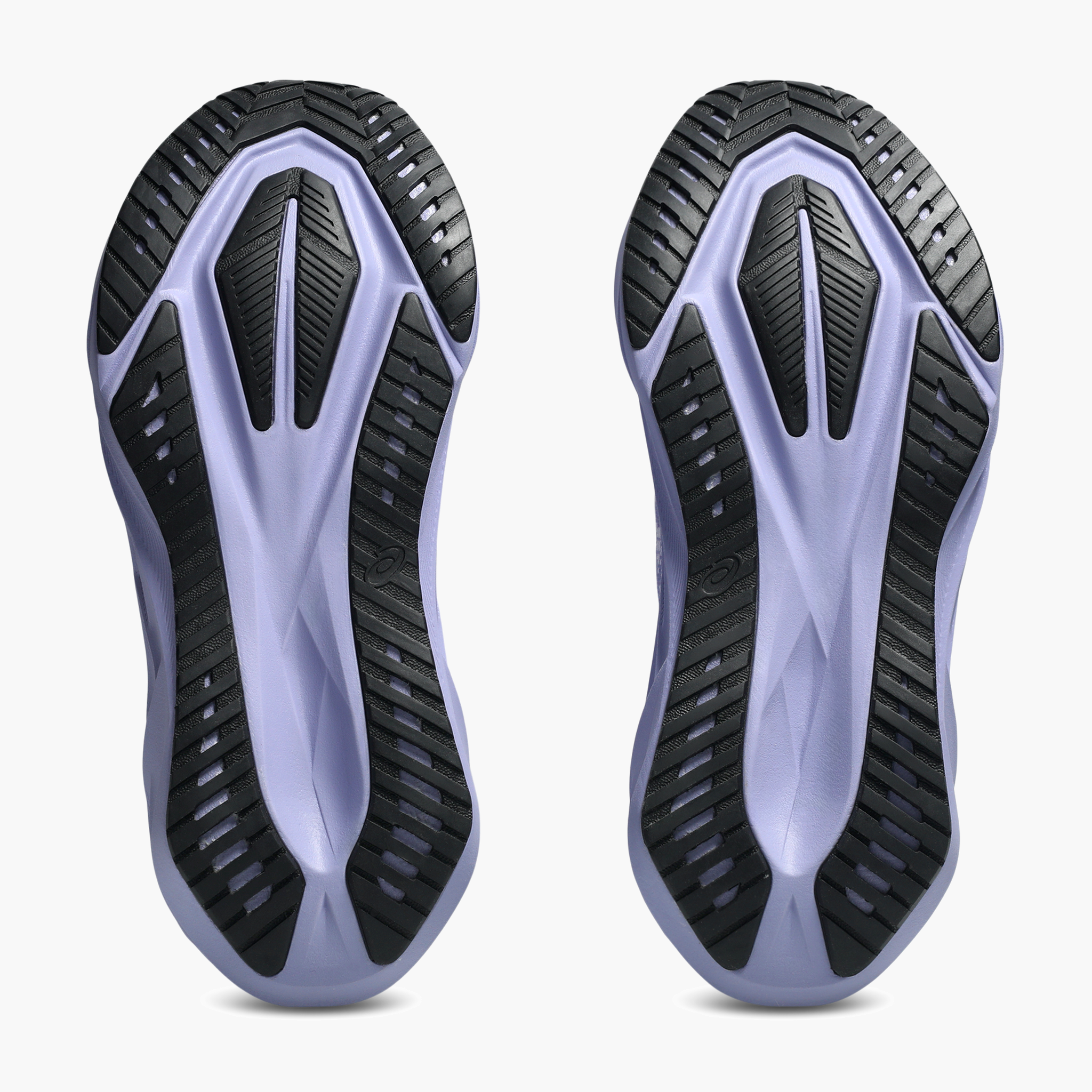 Sole angle shot of Women's Novablast 5 in Bluebell / Lilac Hint